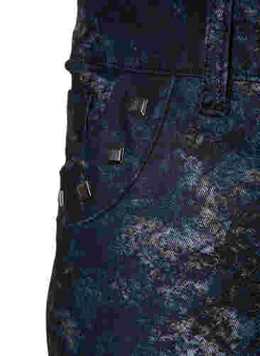 Emily-Jeans mit Muster und Nieten, Black AOP, Packshot image number 3
