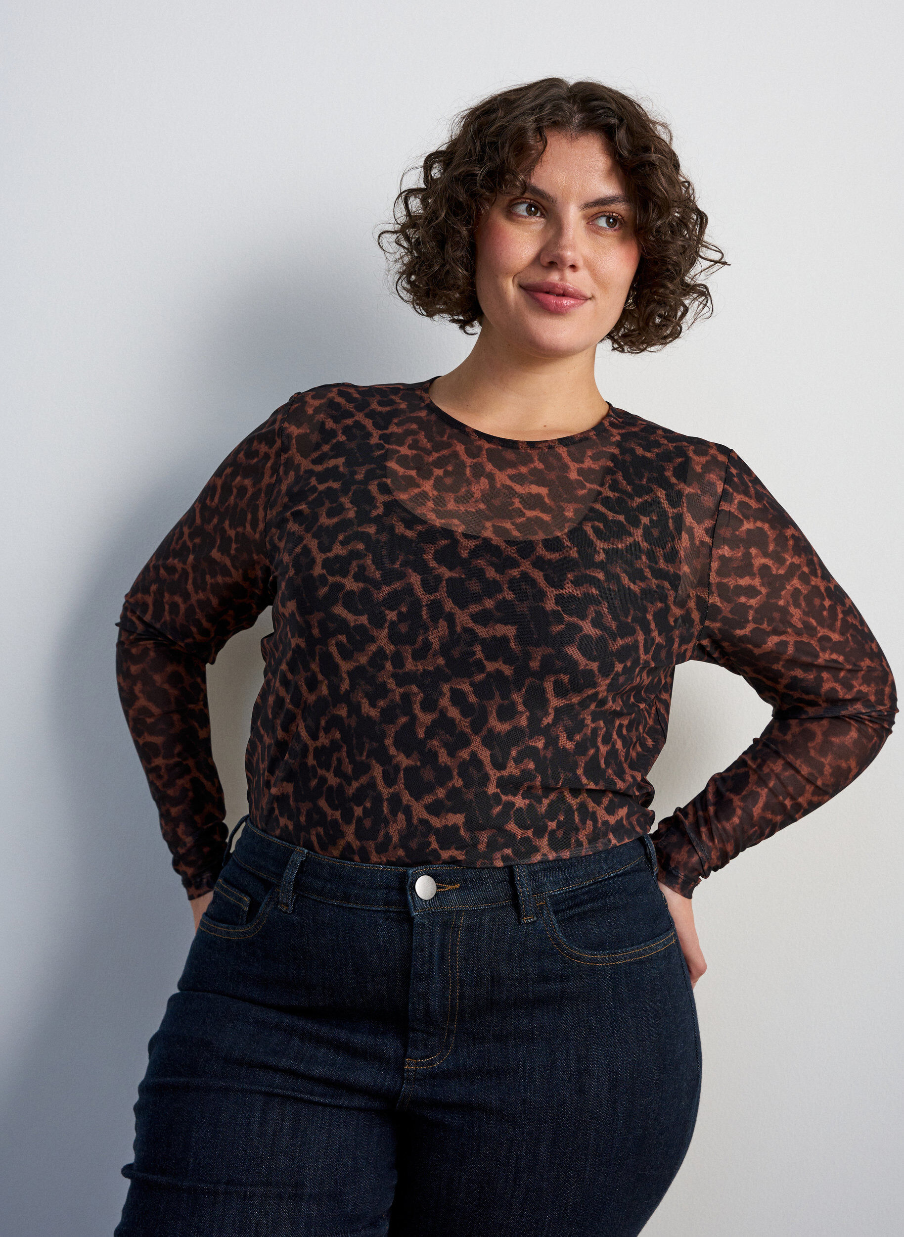ZizziBluse aus Mesh mit Print, Braun, Model image number 0