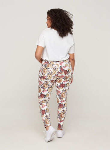 Super Slim Amy Jeans mit Blumenprint, White Flower AOP, Model image number 1