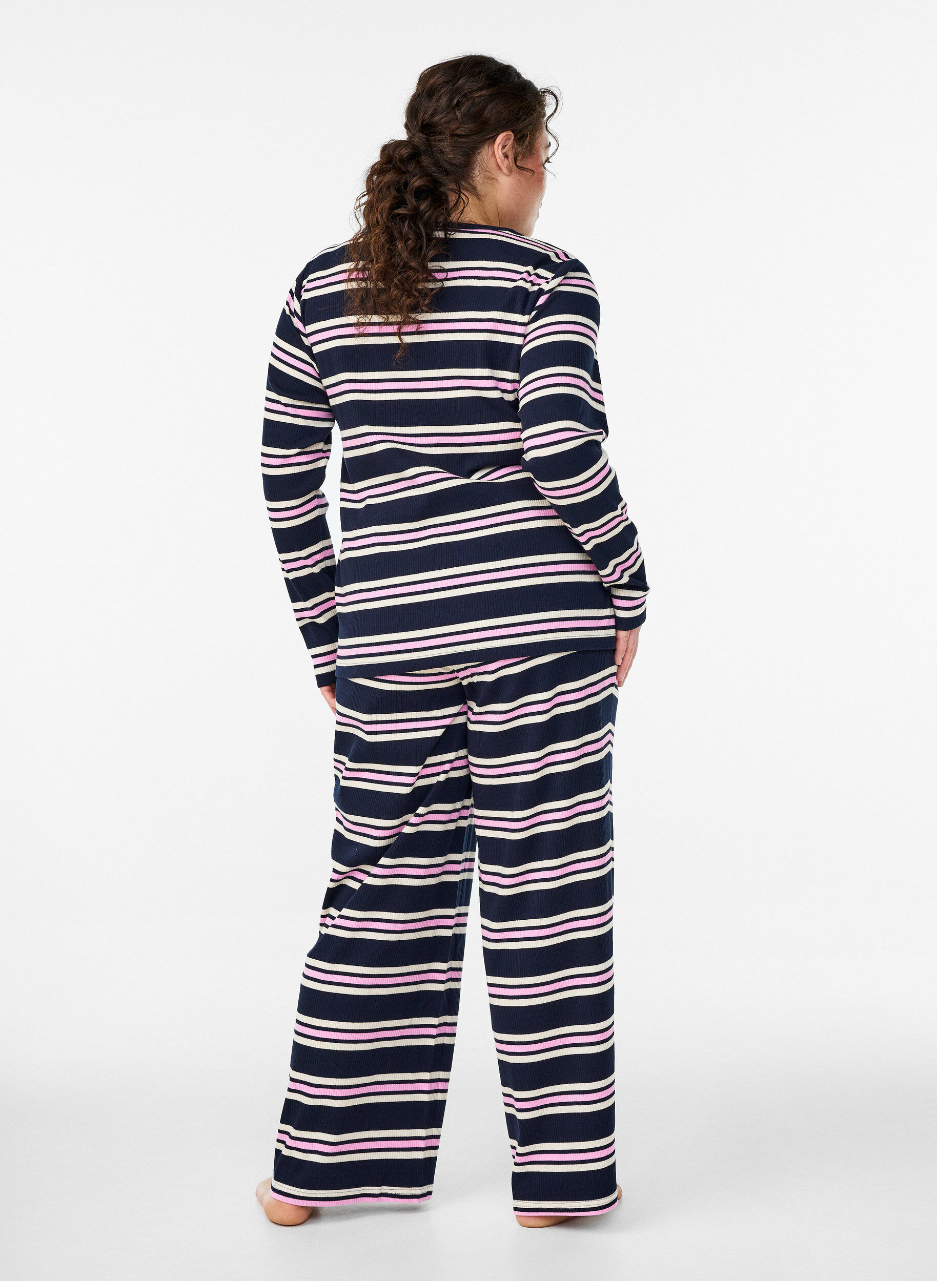 ZizziGestreifte Pyjamahose mit weitem Bein, Blau, Model image number 2