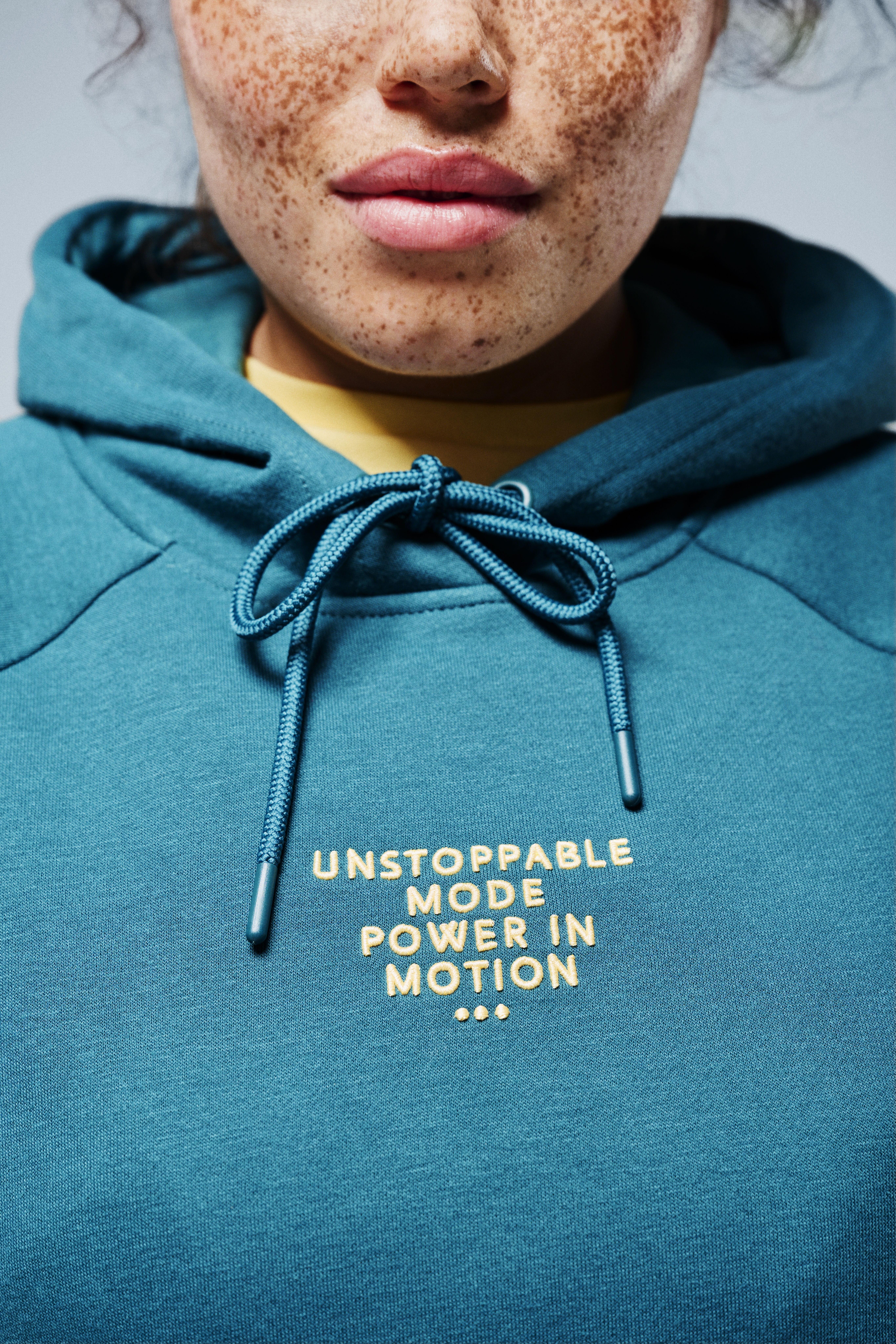 ZizziT-Shirt und Hoodie, , Model