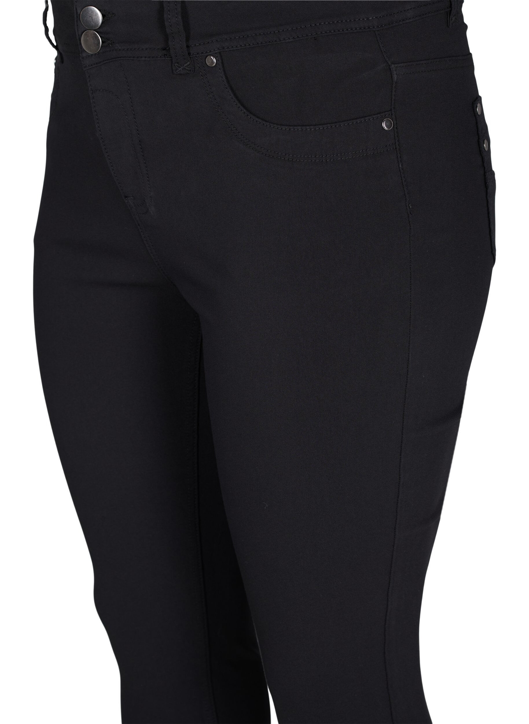 ZizziEng anliegende Capri-Hose aus einer Viskosemischung, Black, Packshot image number 2