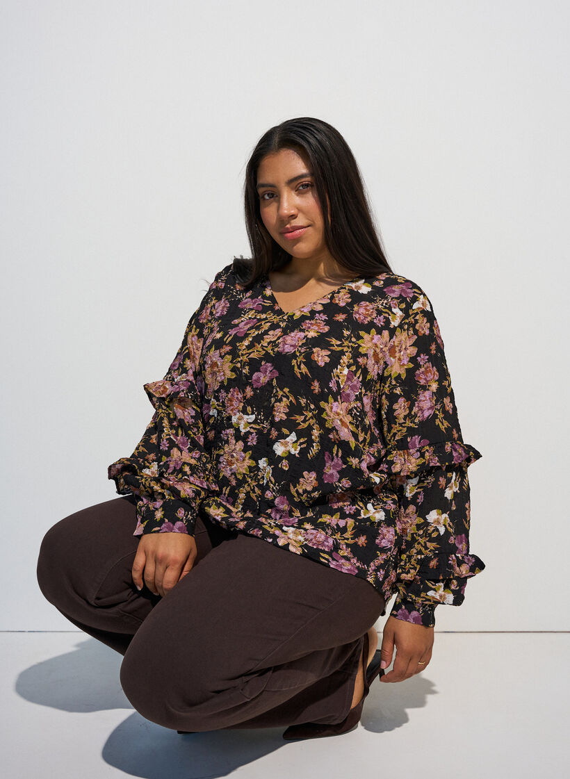 Bluse mit Blumenprint und R&uuml;schendetails, Schwarz, Model image number 0