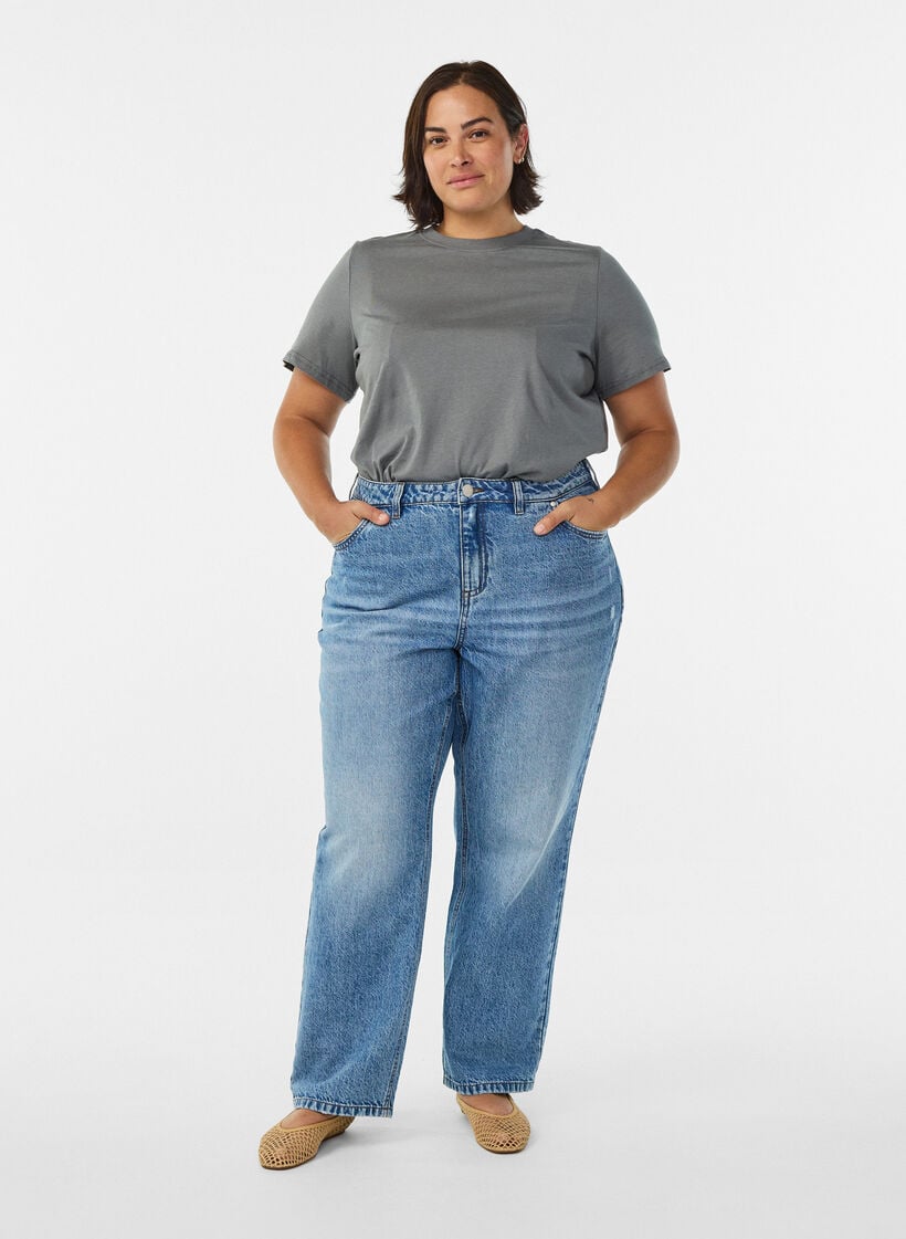 Basic-T-Shirt aus Baumwolle mit Rundhalsausschnitt., Grau, Model image number 1