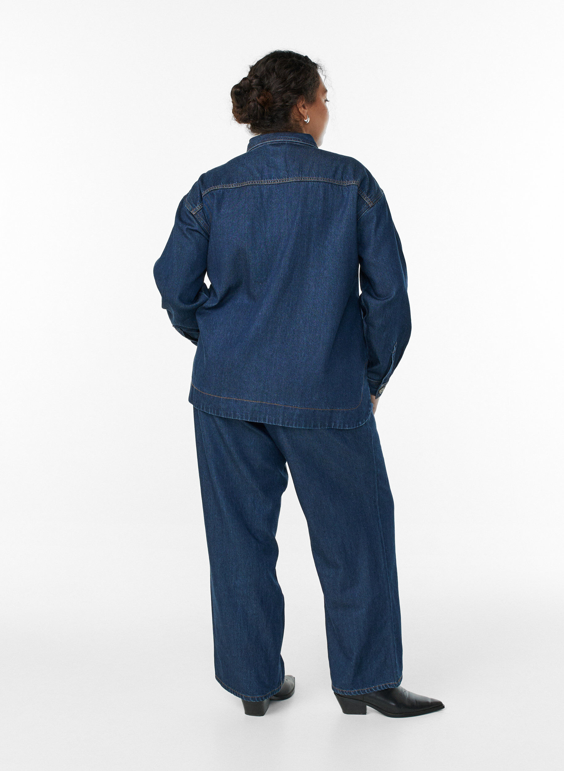 ZizziWide Leg Jeans mit Bindeg&uuml;rtel und hoher Taille, Blau, Model image number 1