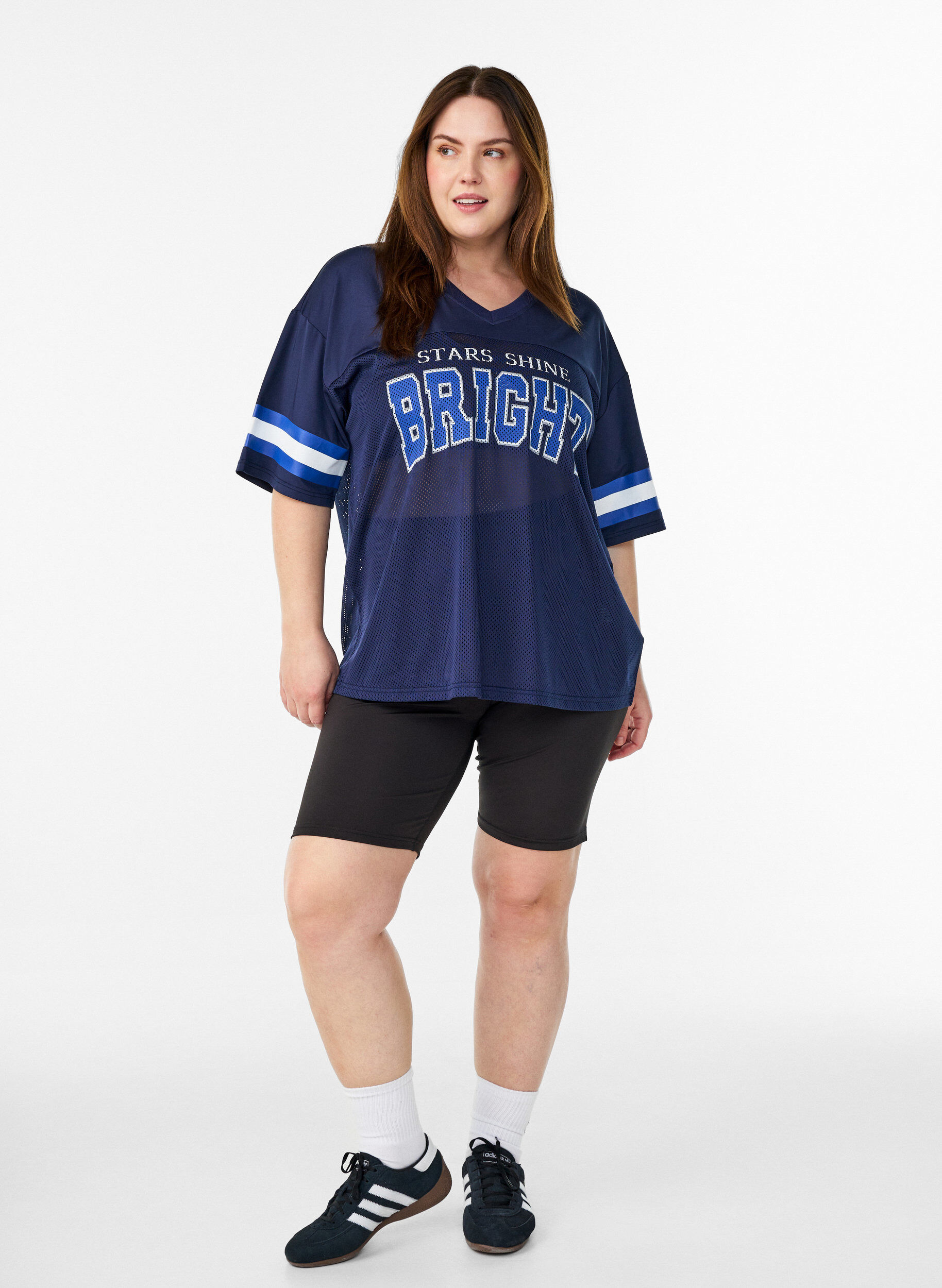 ZizziTrainingsshirt mit V-Ausschnitt und Frontprint, Blau, Model image number 1
