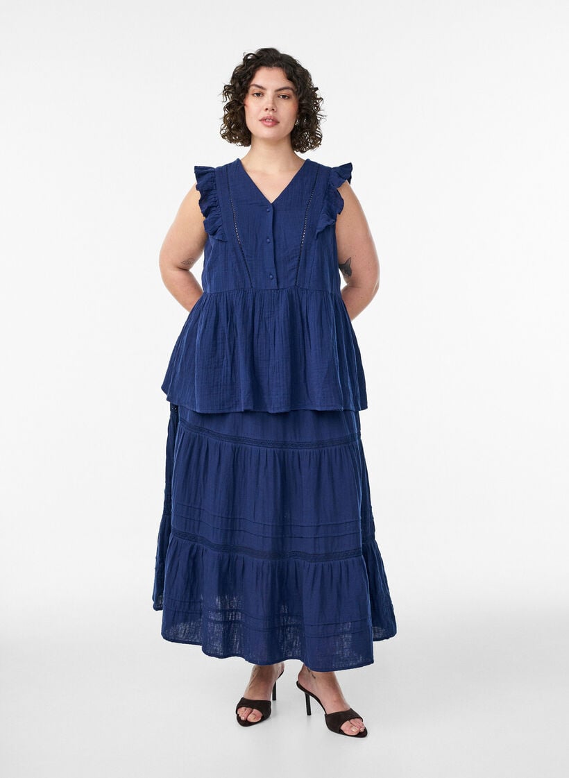 &Auml;rmellose Bluse aus Baumwoll-Musselin mit R&uuml;schen, Blau, Model image number 1