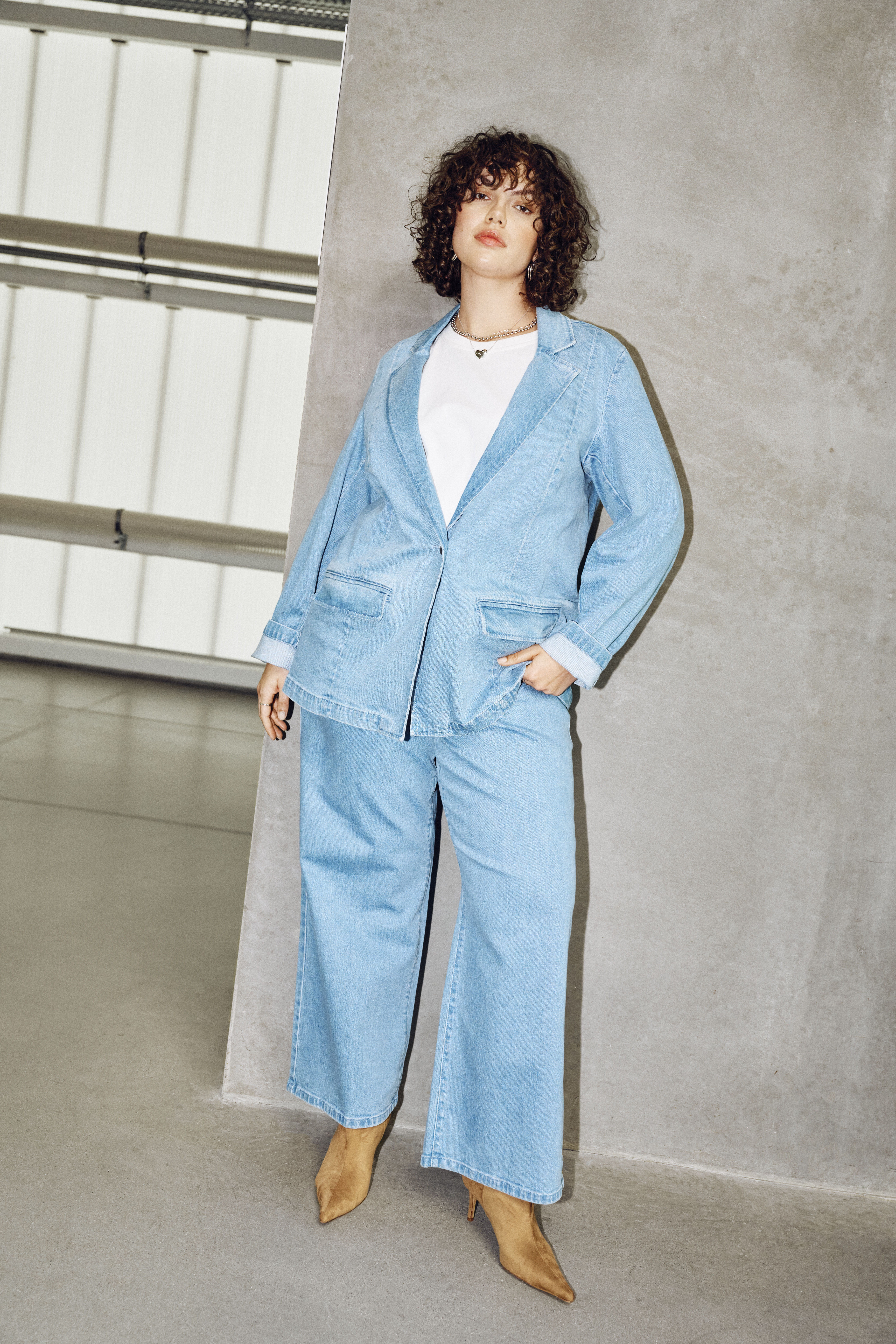 ZizziDenim-Blazer-Look, , Model