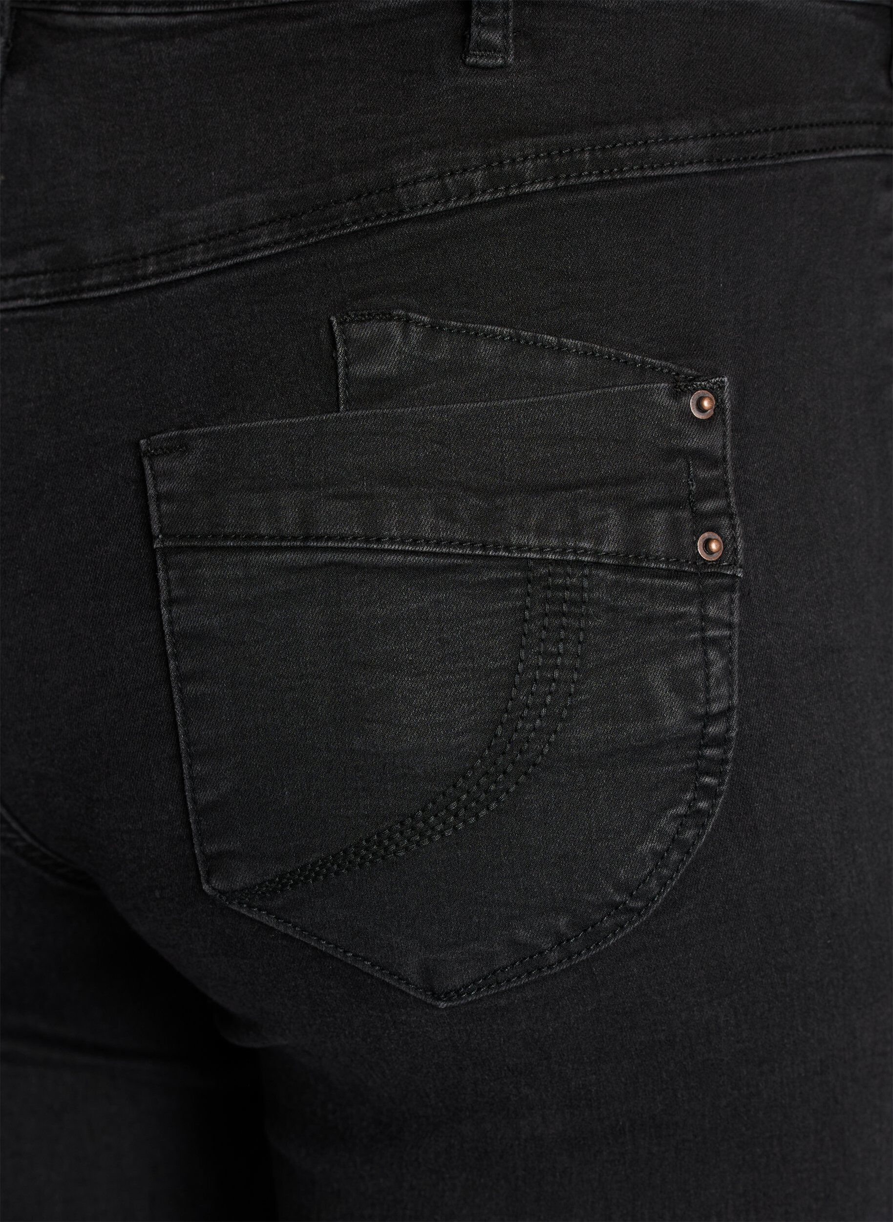 ZizziGemma Jeans in Regular Fit mit hohem Bund, Schwarz, Packshot image number 3
