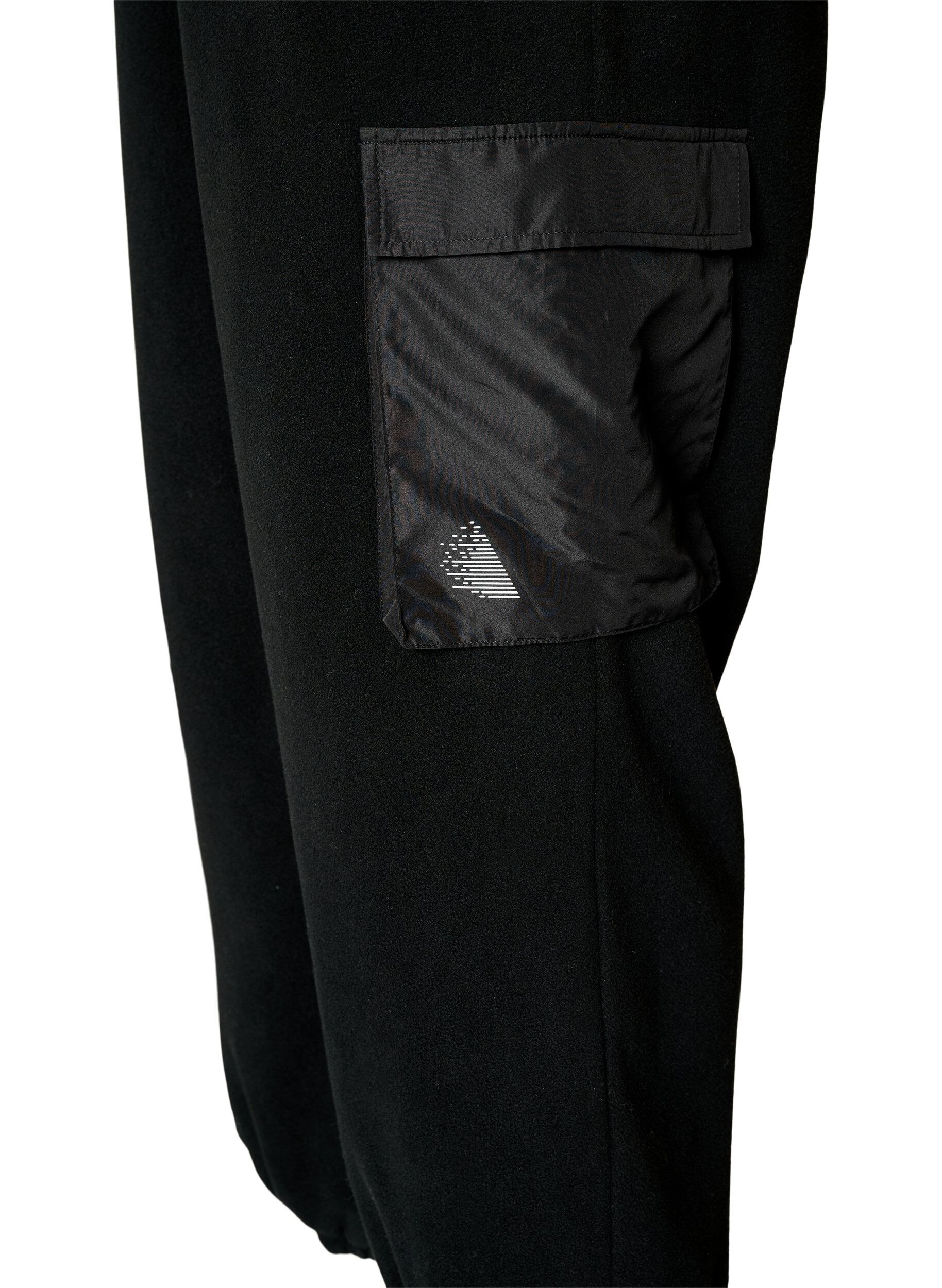 ZizziJogginghose aus Fleece mit Cargotaschen, Schwarz, Packshot image number 3