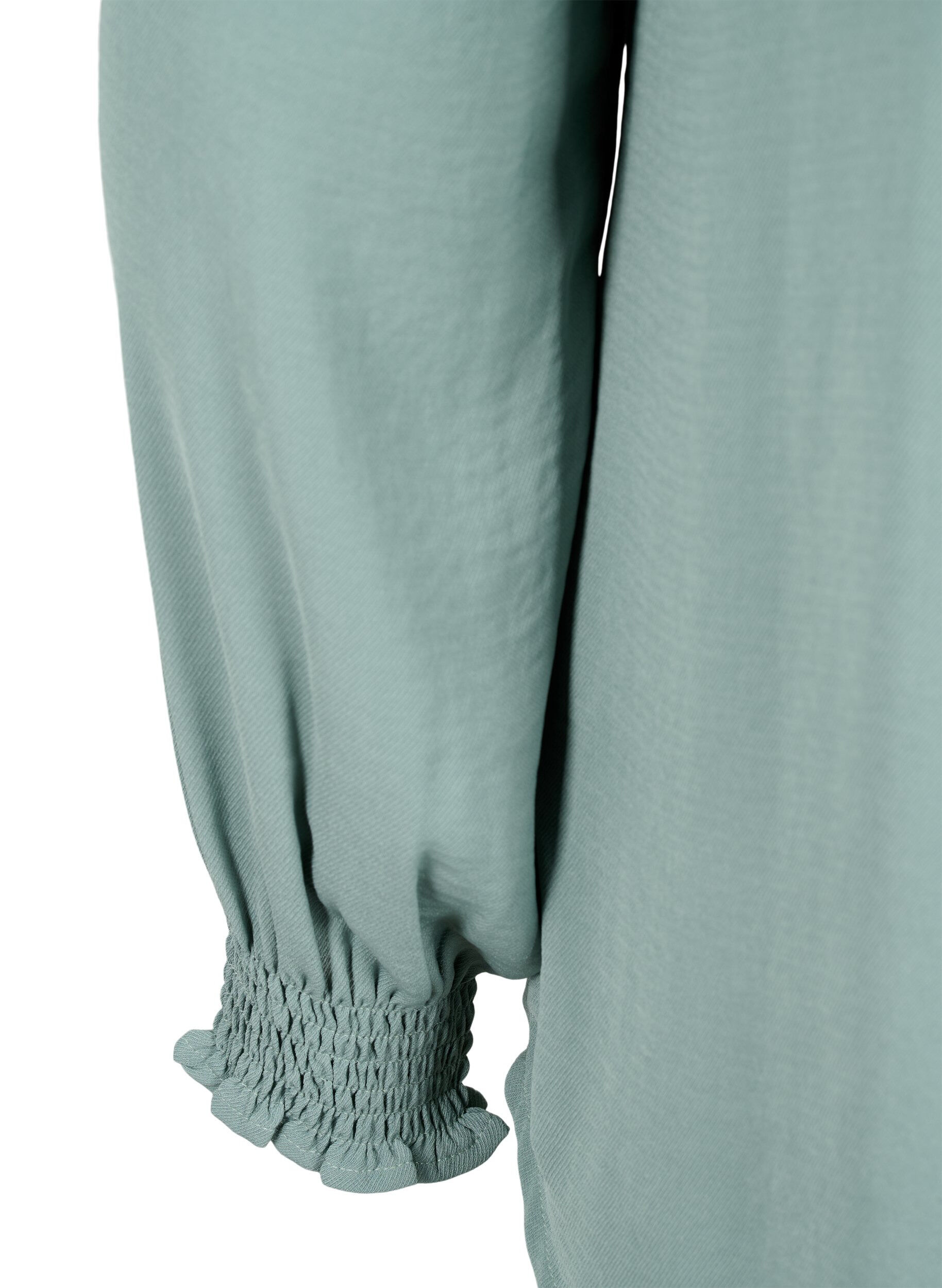 ZizziBluse mit Smok und V-Ausschnitt, Chinois Green, Packshot image number 3