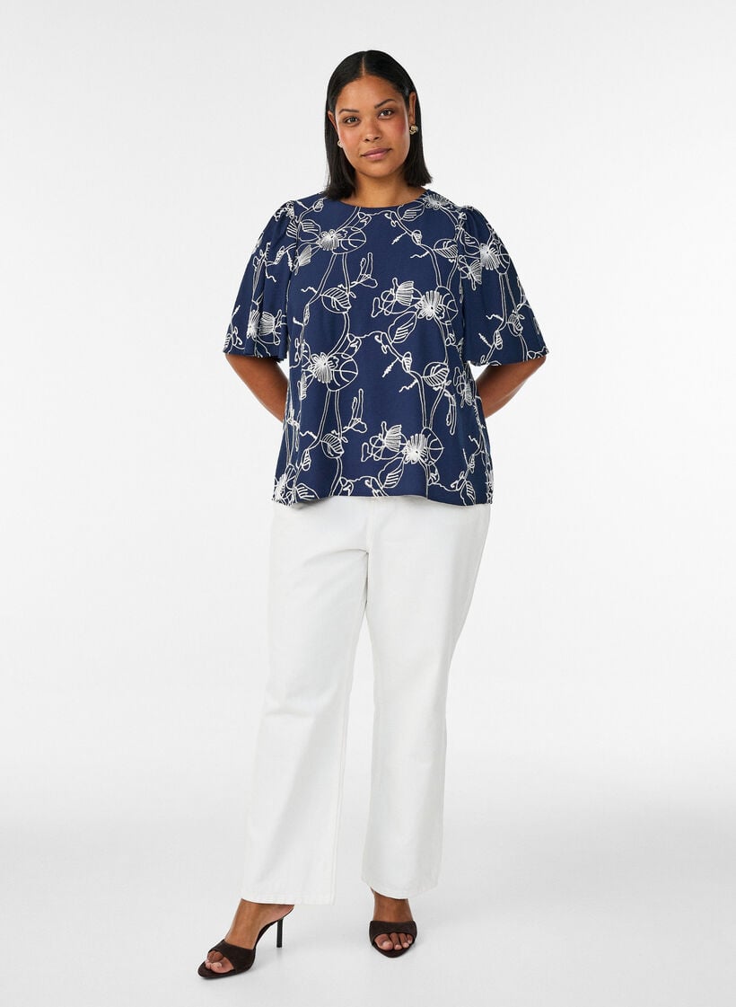 Kurz&auml;rmelige Bluse mit Stickmuster, Blau, Model image number 1
