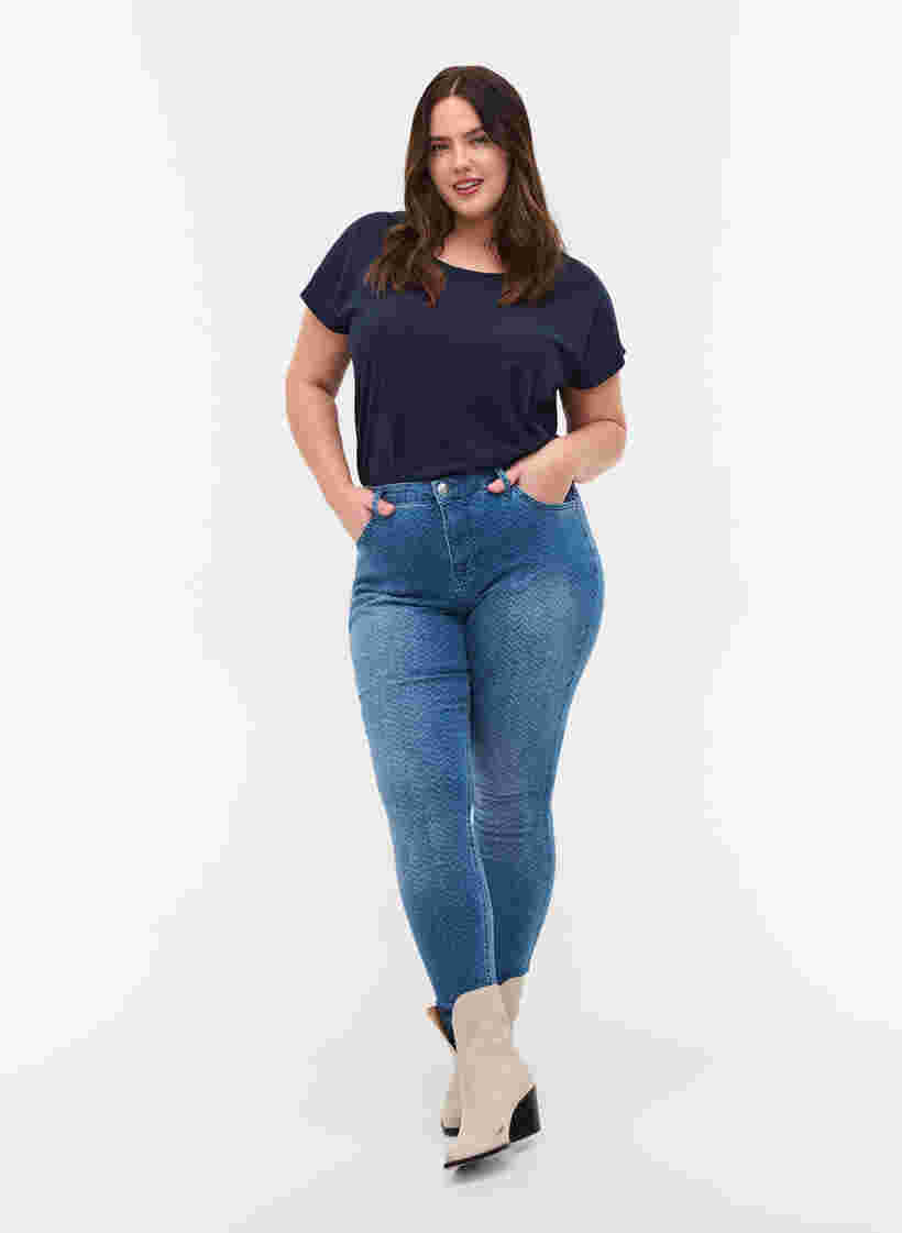 Bedruckte Amy Jeans mit hoher Taille, Ethnic Pri, Model image number 0