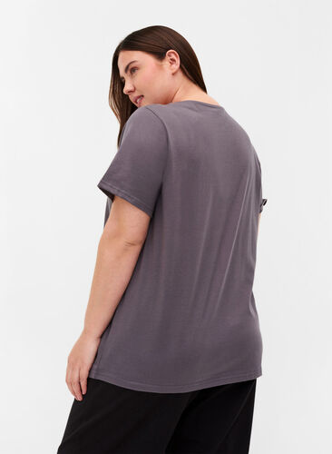 T-Shirt aus Baumwolle mit Print, Magnet, Model image number 1