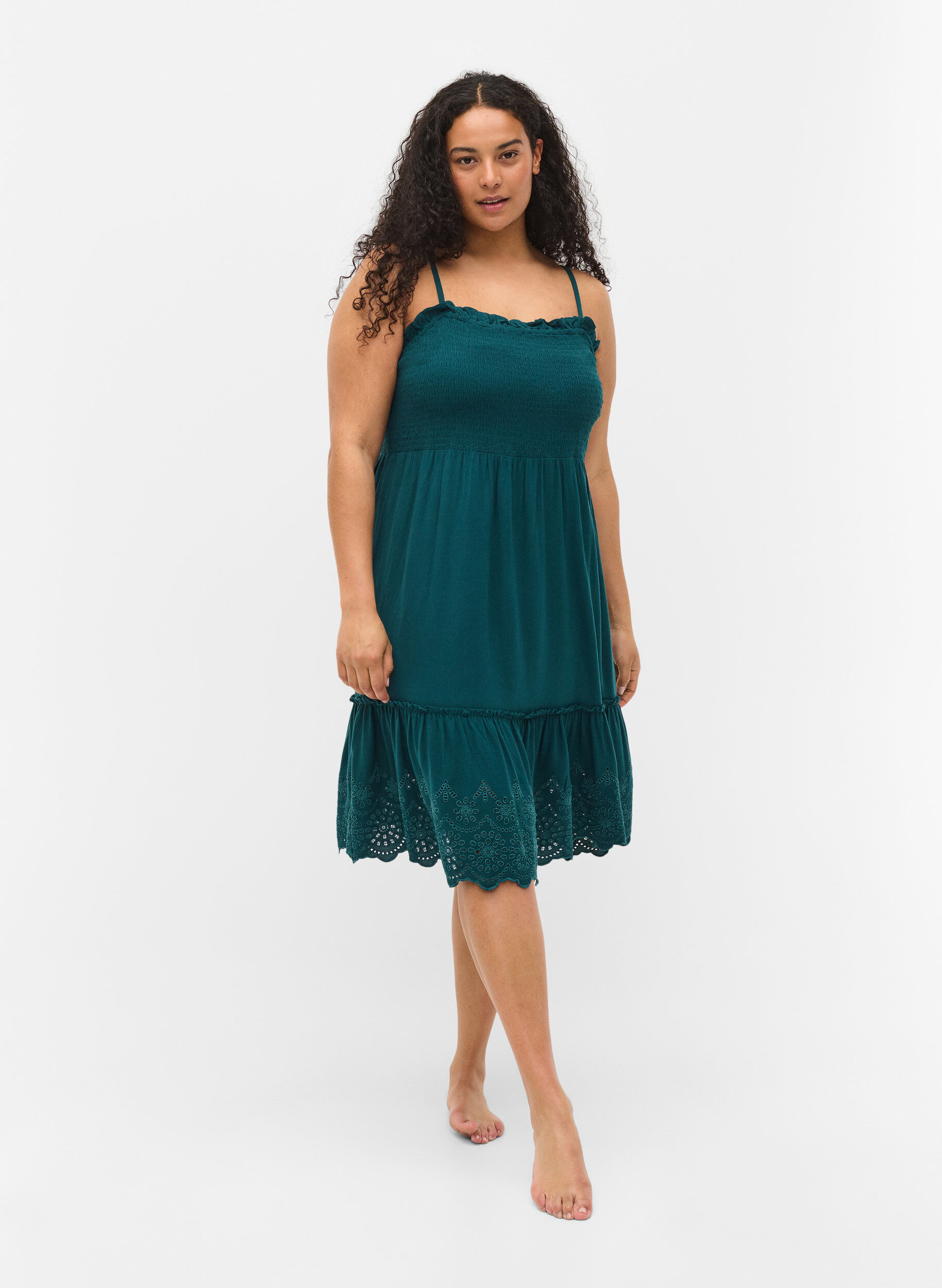 ZizziViskose Strandkleid mit Smock und Lochstickerei, Deep Teal, Model image number 2