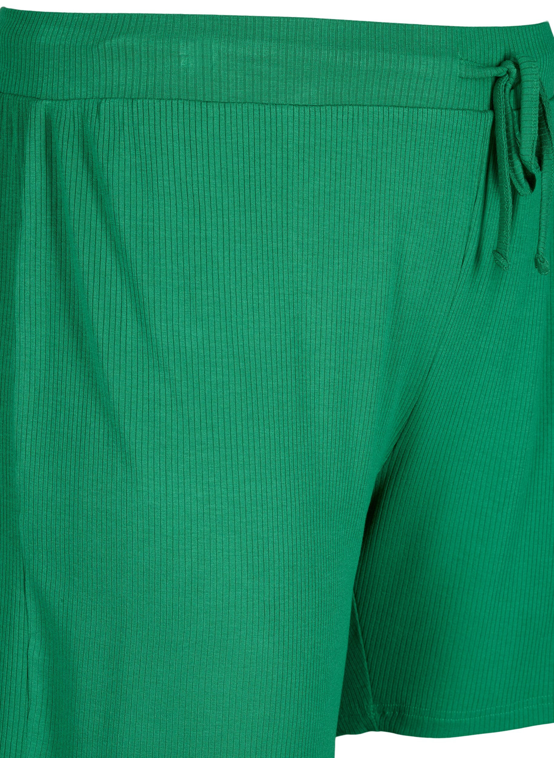 ZizziLockere Shorts aus Viskose mit Ripp, Jolly Green, Packshot image number 2