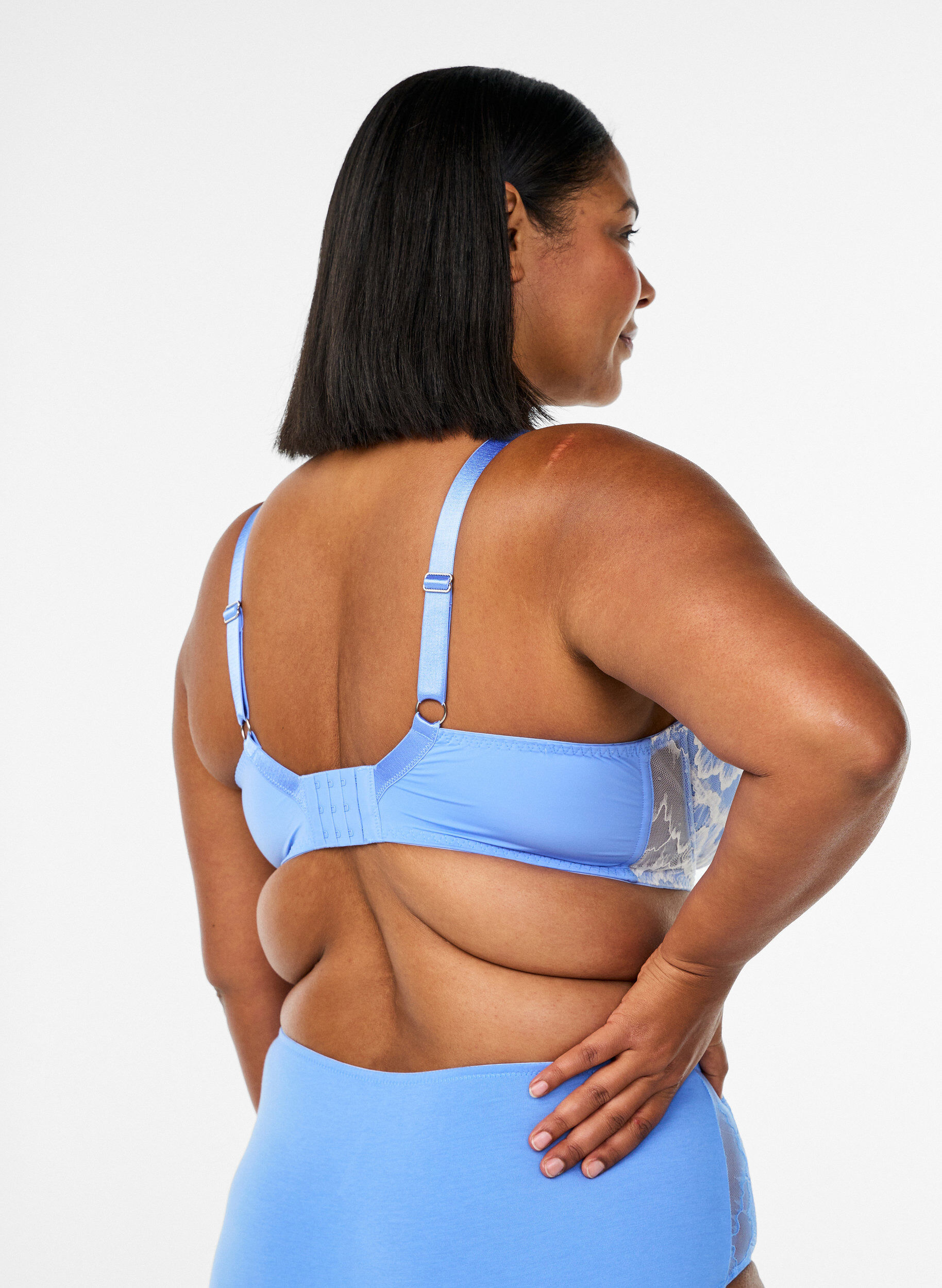 ZizziGepolsterter BH mit Spitze und Mesh, Blau, Model image number 2