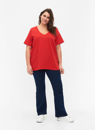 FLASH - T-Shirt mit V-Ausschnitt, High Risk Red, Model image number 2