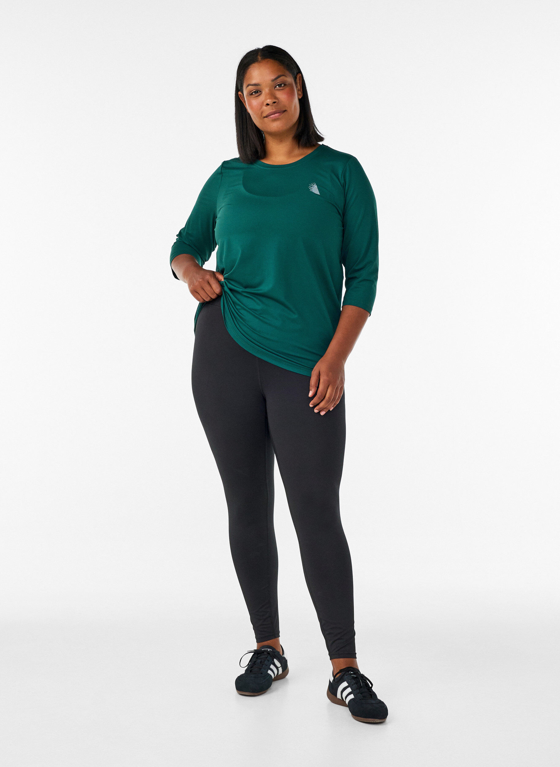 ZizziTrainingsshirt mit 3/4-&Auml;rmeln, Gr&uuml;n, Model image number 1