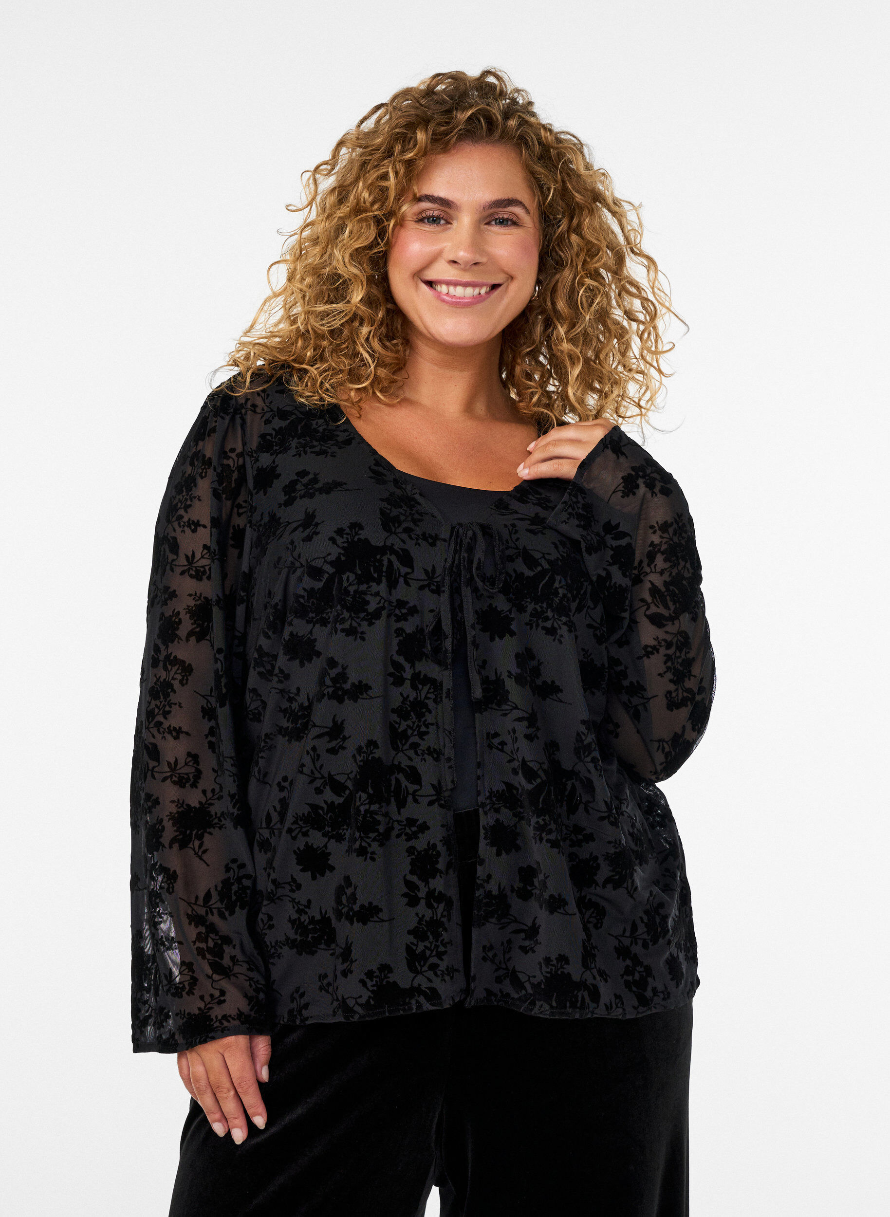 ZizziMeshbluse mit Blumenmuster und offener Front, Schwarz, Model image number 0