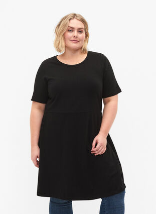 Gepunktetes Kleid aus Baumwolle mit kurzen Ärmeln, Black, Model image number 0