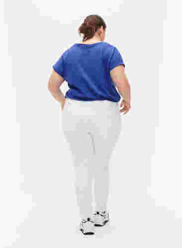 Hochtaillierte Super Slim Amy Jeans, White, Model image number 1