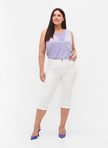 Hoch taillierte Amy Capri Jeans mit Super Slim Fit, Bright White, Model image number 0