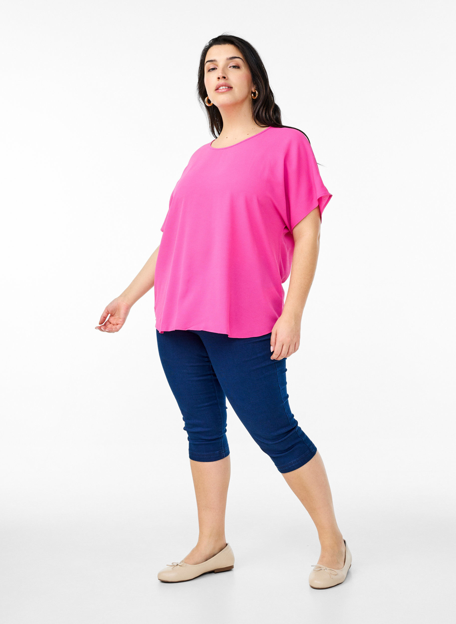 ZizziBluse mit kurzen &Auml;rmeln und einem Rundhalsausschnitt, Rot, Model image number 1