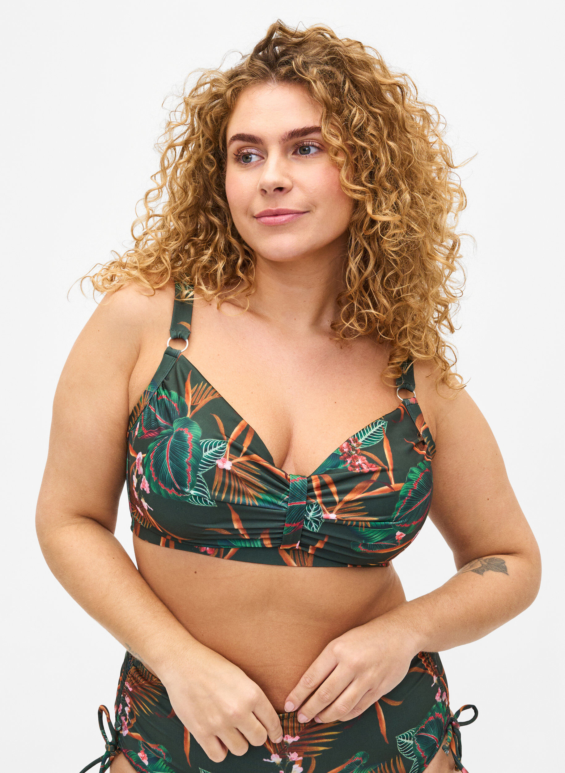 ZizziB&uuml;gel-Bikini-BH mit Motiv, Gr&uuml;n, Model image number 0