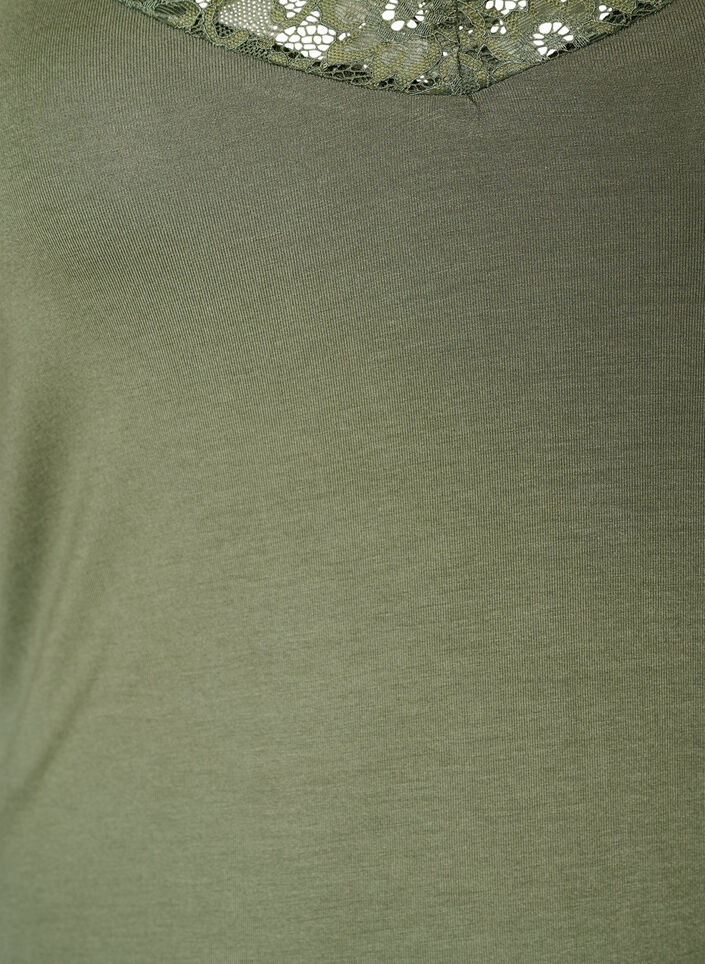 Top aus Viskose mit Spitze, Gr&uuml;n, Packshot image number 2
