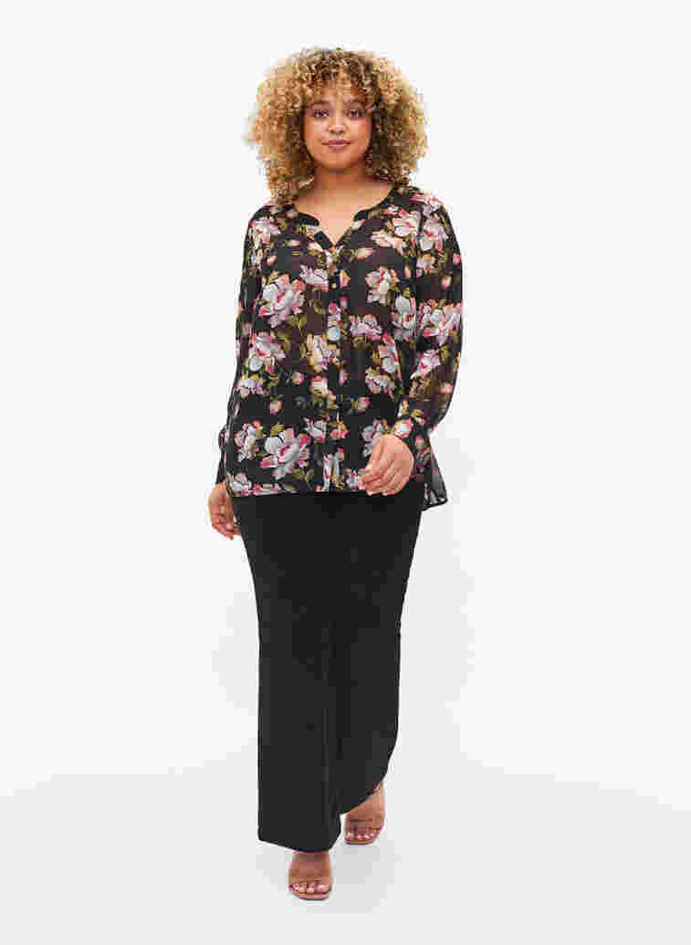 Hemdbluse mit V-Ausschnitt und Print, Black/Beige Flower, Model image number 2