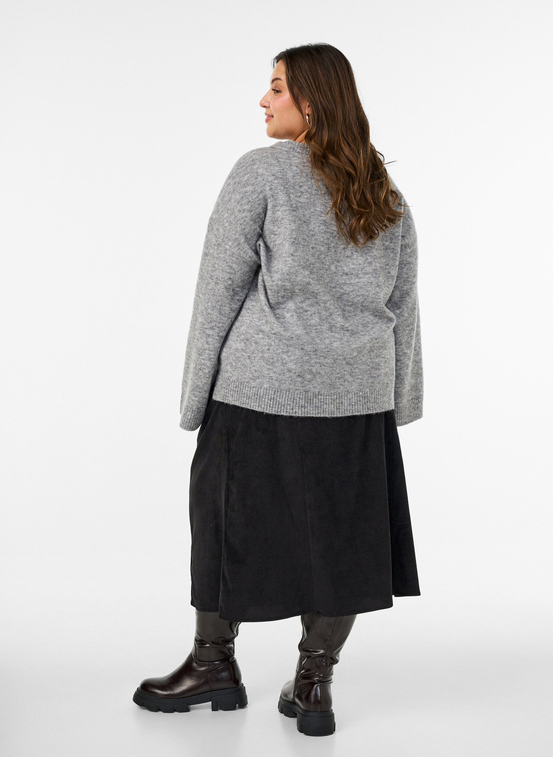 ZizziA-Linien-Rock aus Cord mit Kn&ouml;pfen, Schwarz, Model image number 2