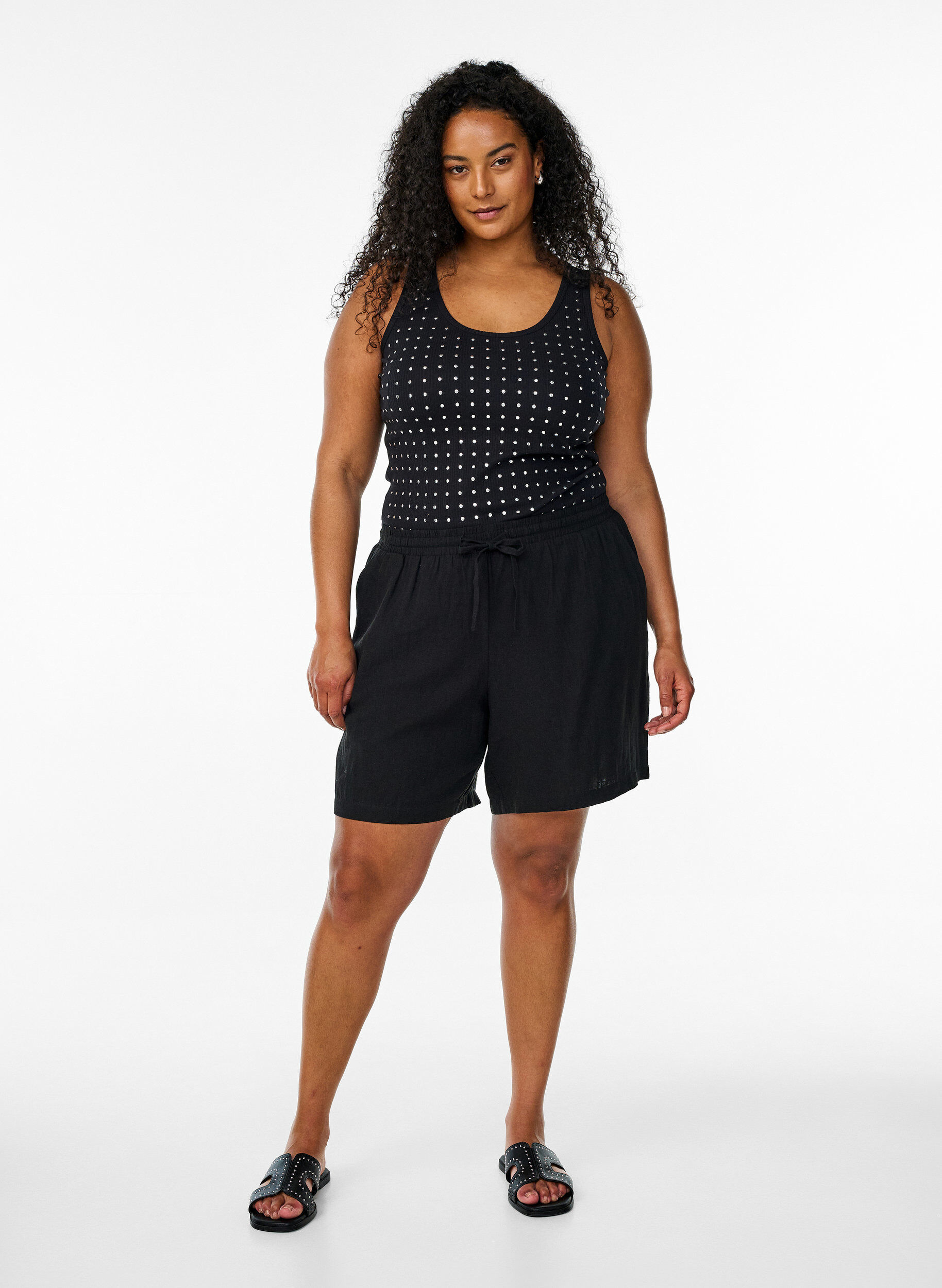 ZizziLockere Shorts aus Leinen und Viskose, Schwarz, Model image number 1