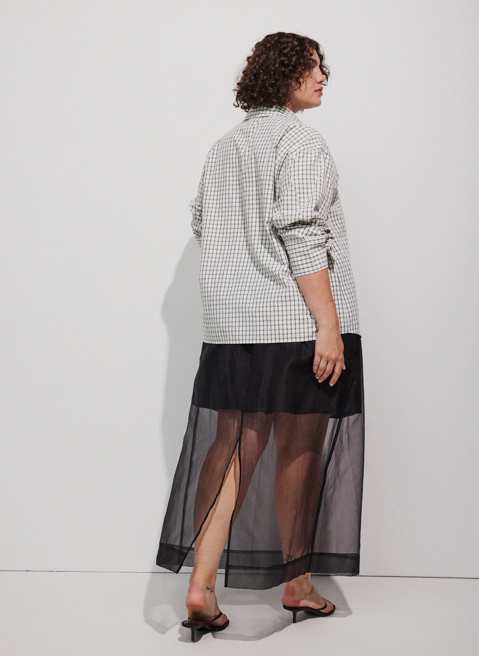 ZizziLanger Rock in Organza-Optik, Schwarz, Model image number 2