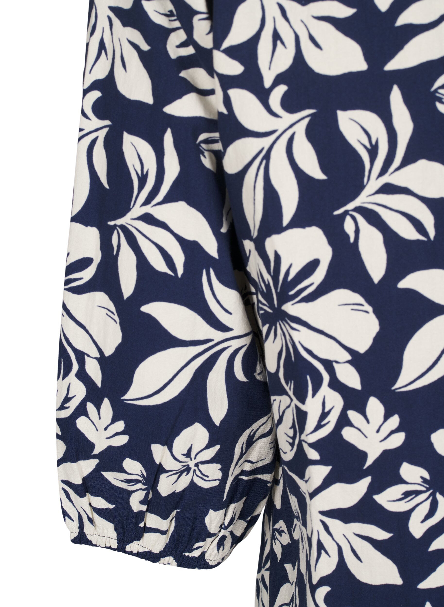 ZizziBaumwollbluse mit 3/4-&Auml;rmeln und Print, Naval Academy Flower, Packshot image number 3