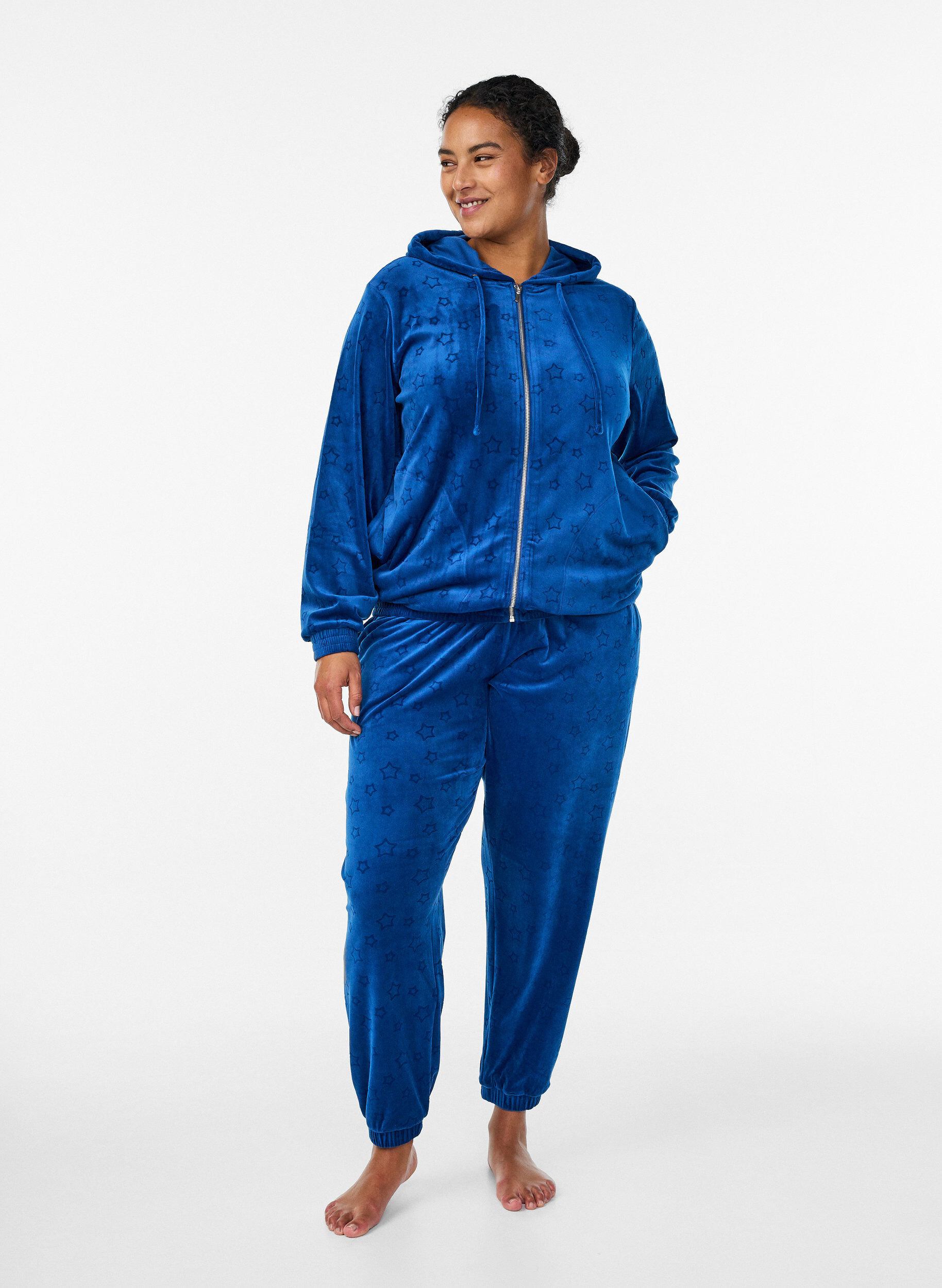 ZizziCardigan aus Velours mit Kapuze und Taschen, Blau, Model image number 1