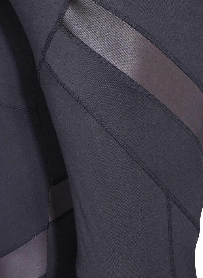 Cropped Trainingsleggings mit Mesh, Black, Packshot image number 3