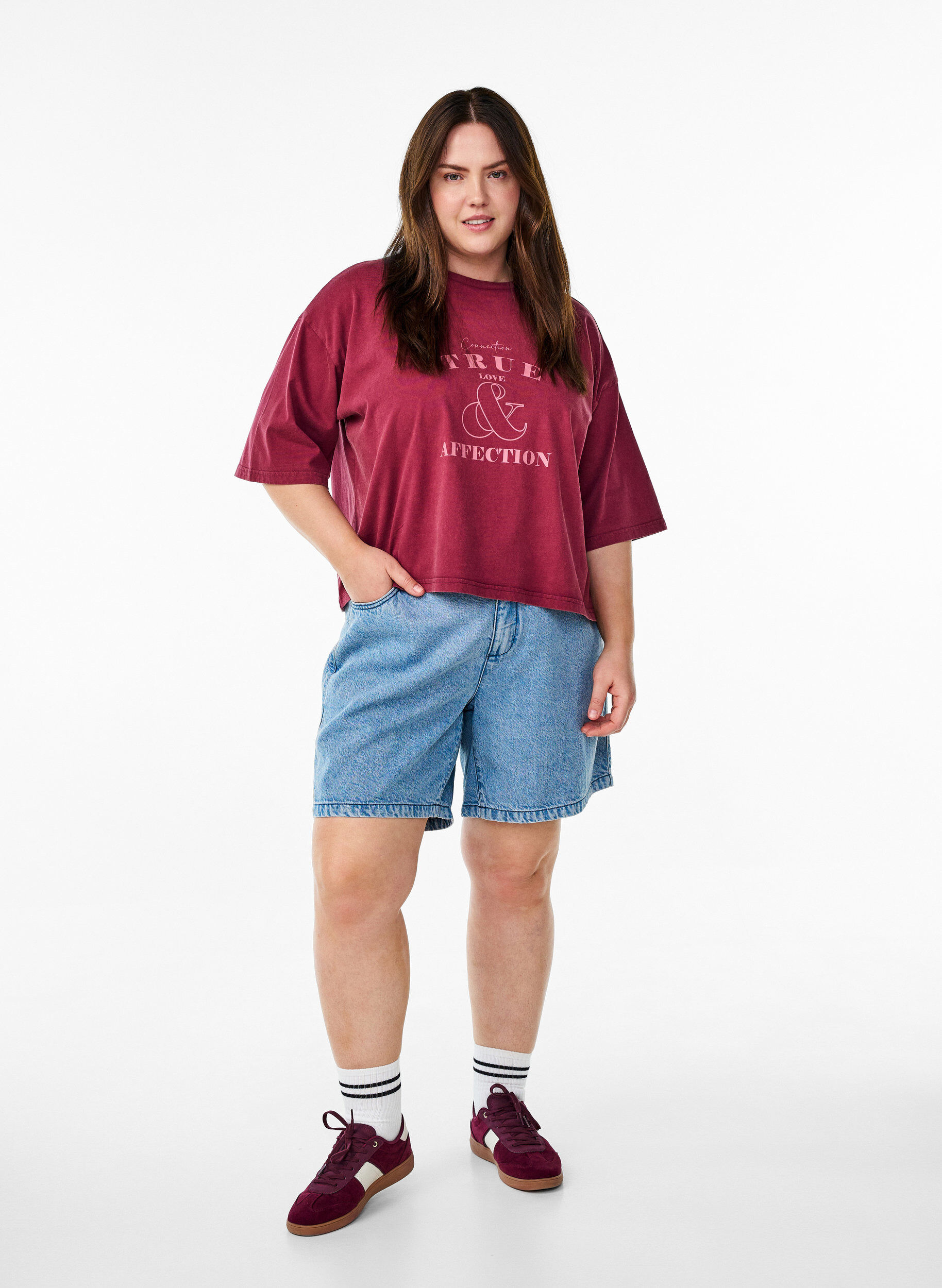 ZizziKurzes T-Shirt mit Lockere Passform, Dunkles Bordeaux, Model image number 1