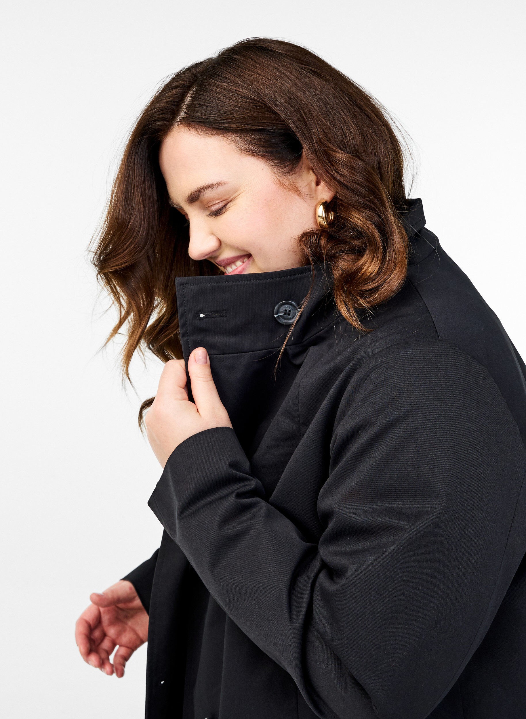 ZizziFr&uuml;hlingsjacke aus wasserabweisendem Material mit A-Linie, Schwarz, Model image number 3