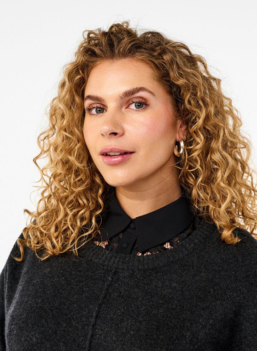 Lockerer Hemdkragen aus Spitze, Black, Model image number 0