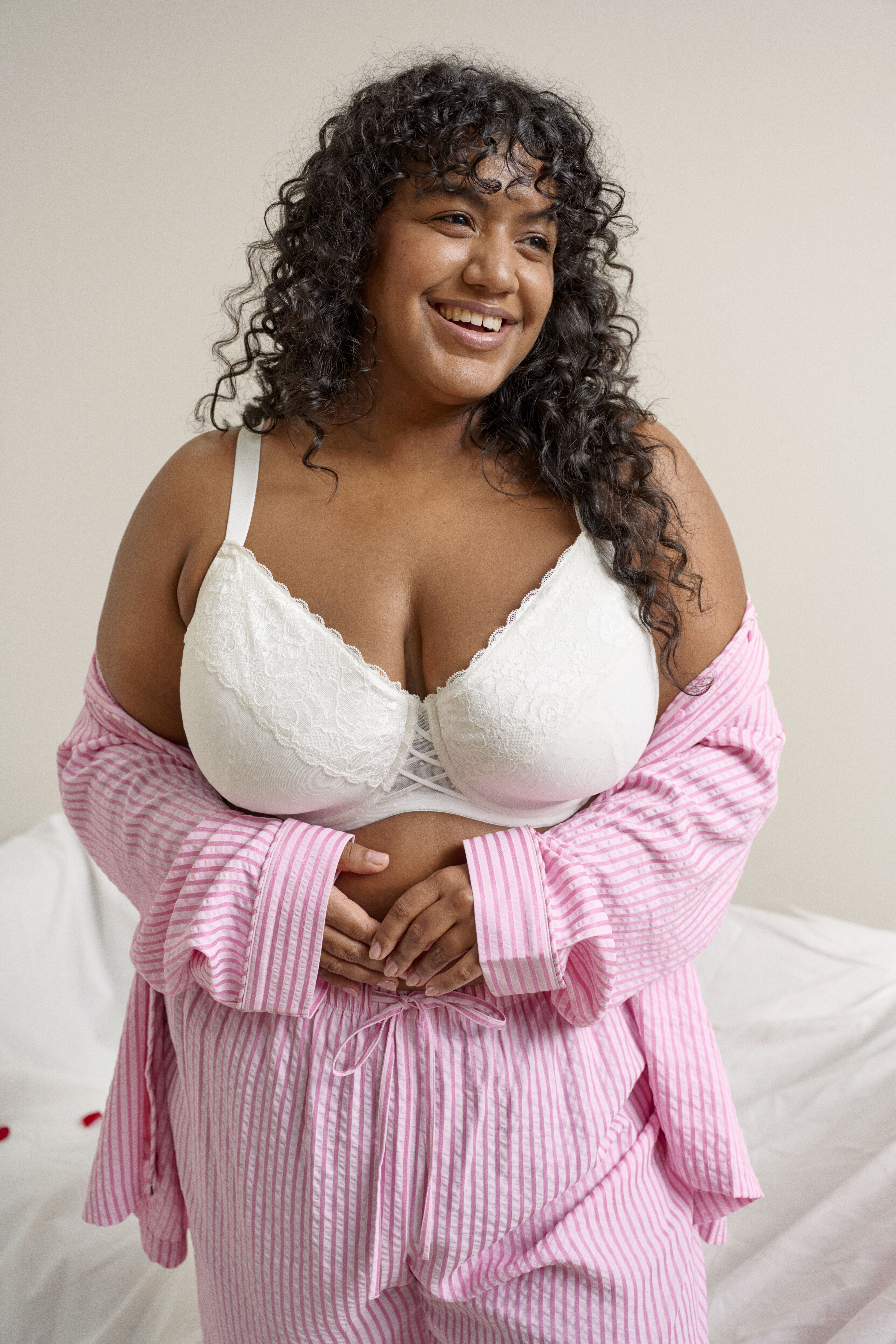 ZizziGestreiftes Nachthemd, , Model