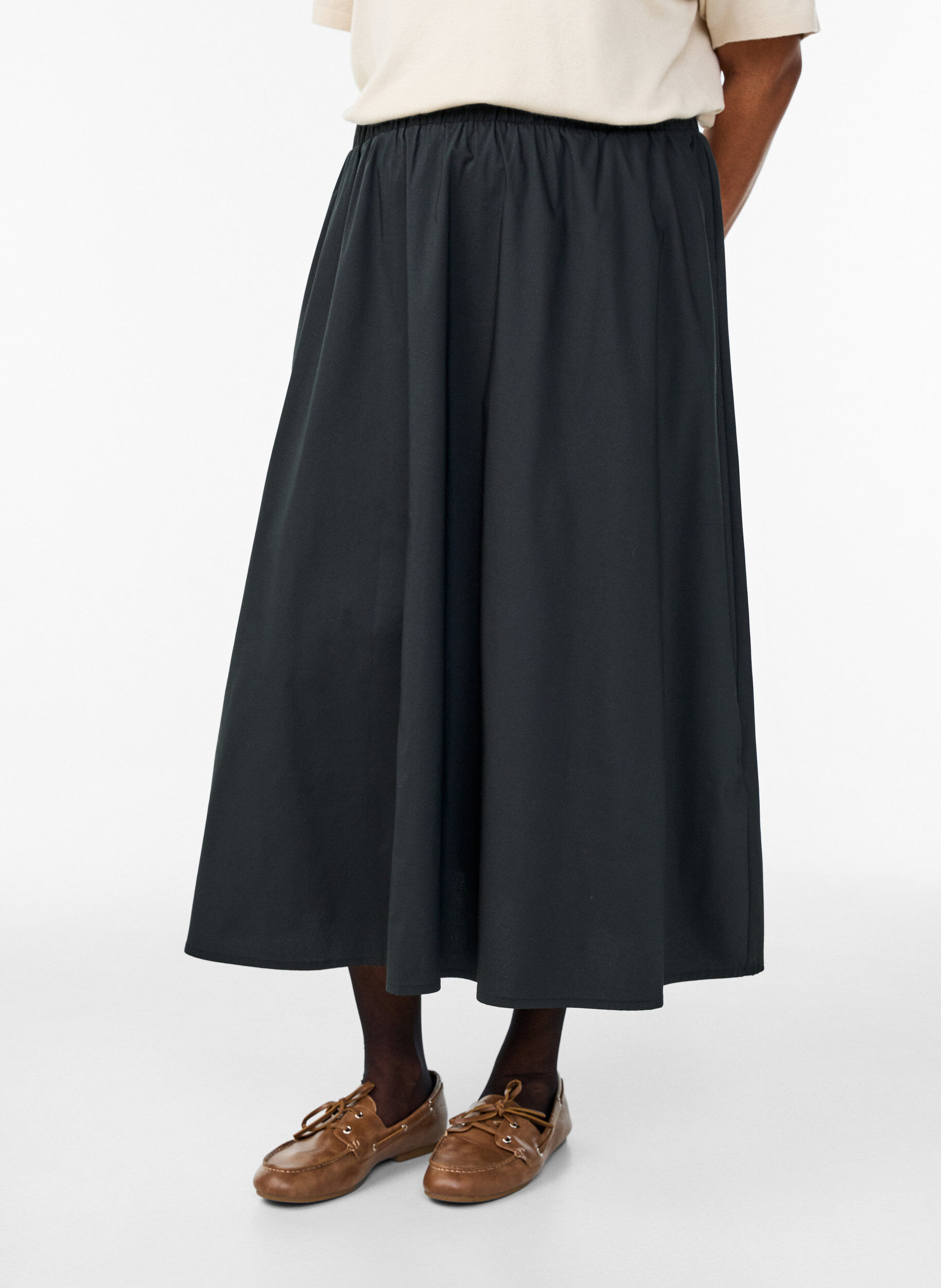 ZizziFeinstrick-Poloshirt mit kurzen &Auml;rmeln, Beige, Model image number 2