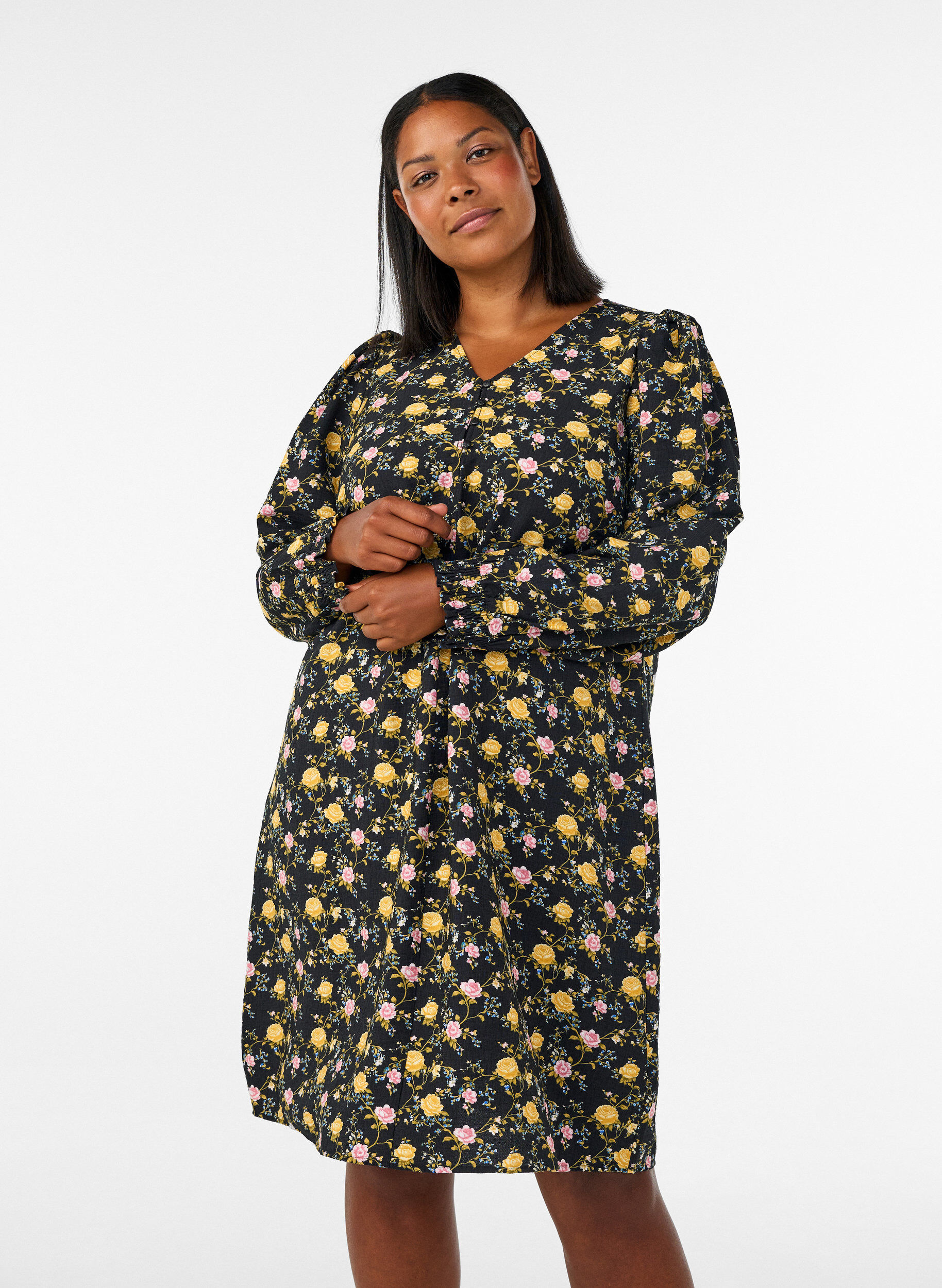 ZizziGemustertes Kleid aus Viskose mit langen &Auml;rmeln, Schwarz, Model image number 0