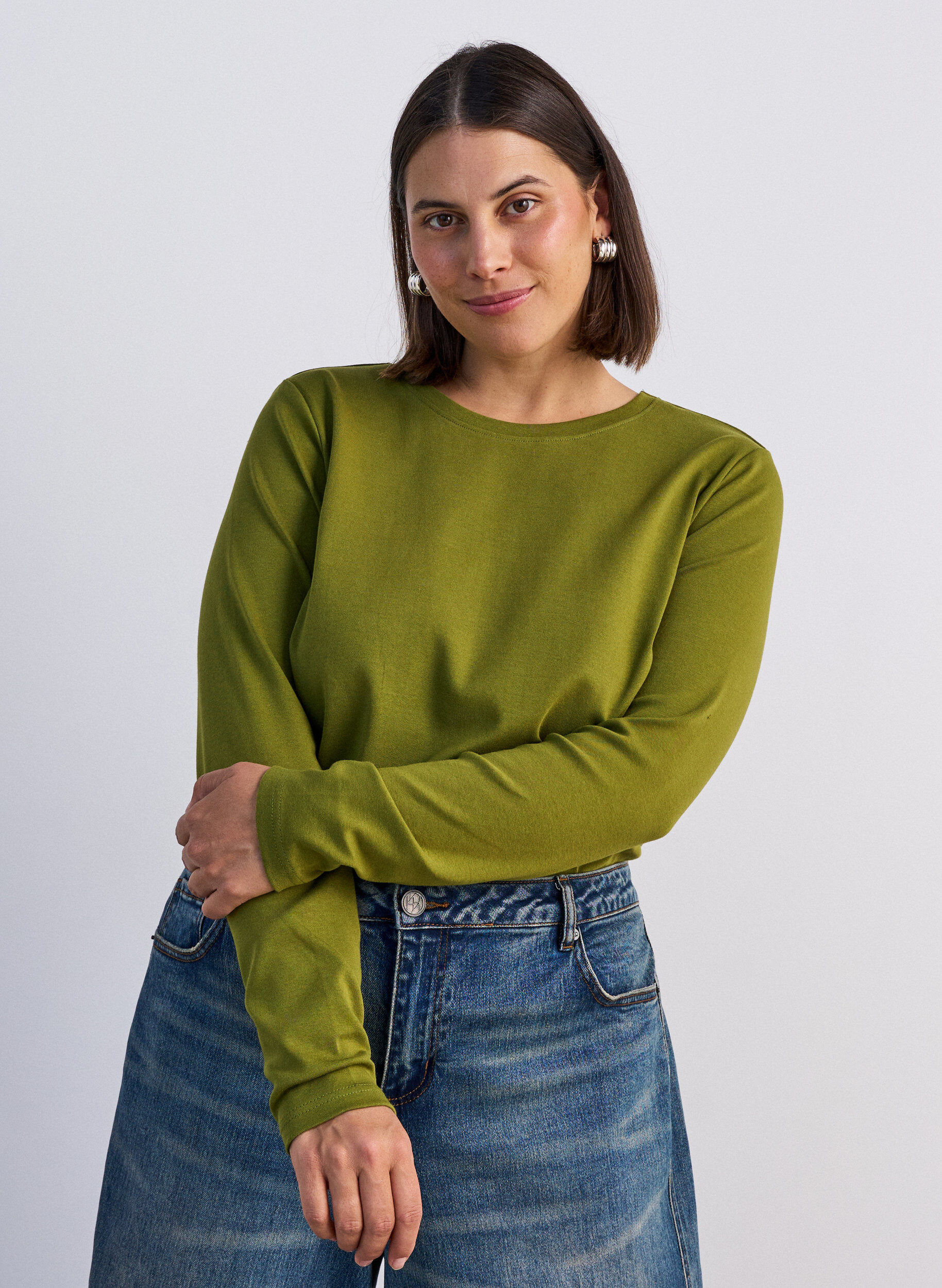 ZizziLangarm-Basic-T-Shirt mit Rundhalsausschnitt, Gr&uuml;n, Model image number 0