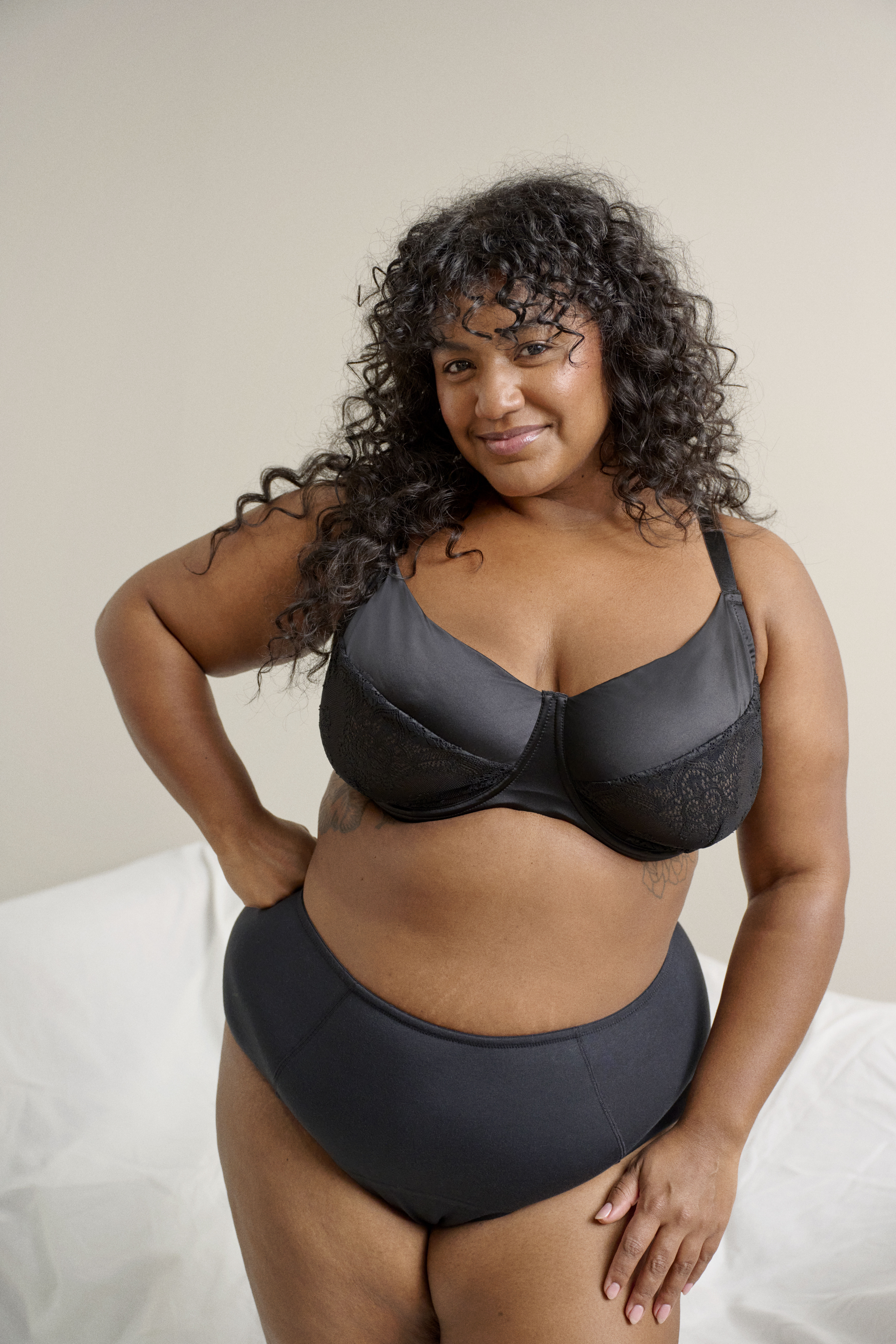 ZizziSet mit Spitze, , Model