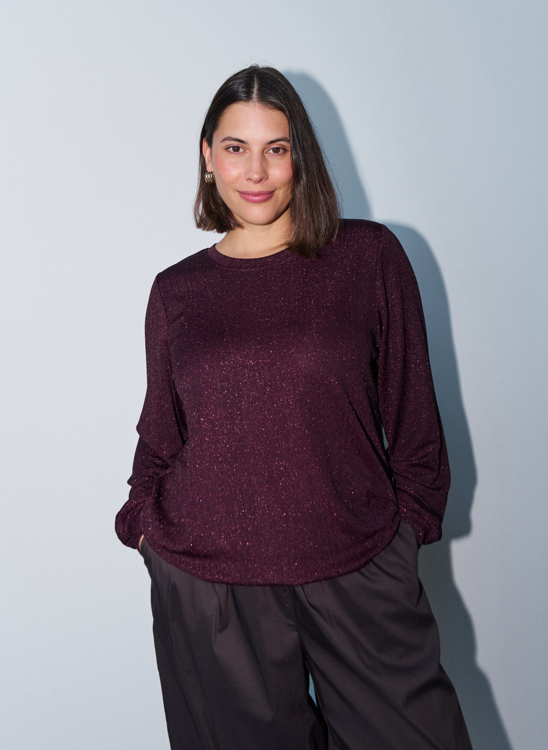 ZizziBluse mit vertikaler Struktur und Glitzerfaden, Rot, Model image number 3