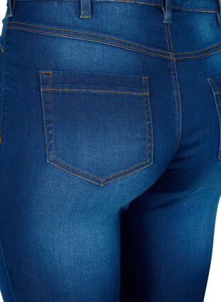 Hoch taillierte Amy Capri Jeans mit Super Slim Fit, Blue denim, Packshot image number 3