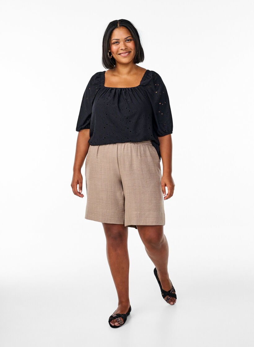 Bluse mit kurzen Puffärmeln und Lochmuster, Schwarz, Model image number 1