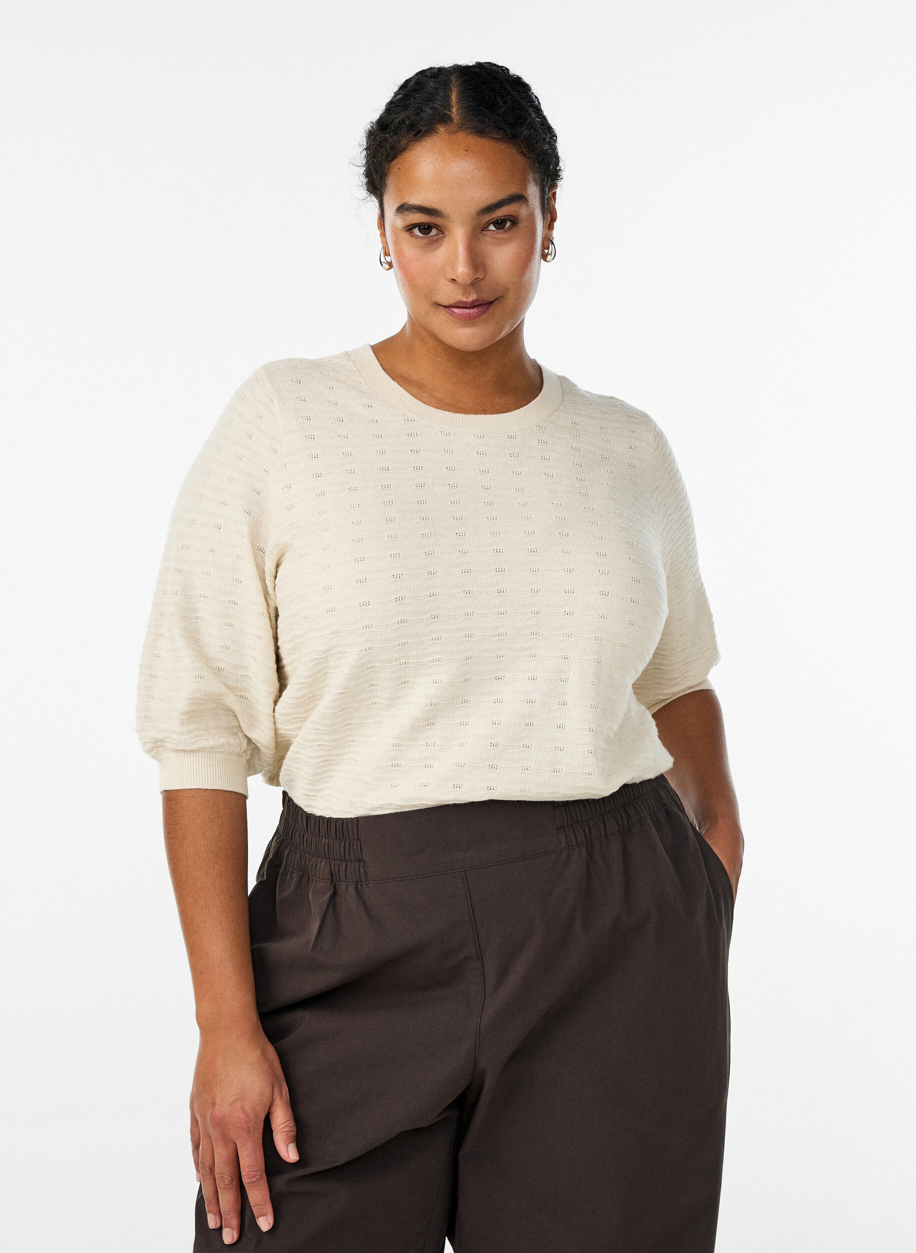 ZizziStrickbluse mit Strukturmuster und kurzen &Auml;rmeln, Beige, Model image number 0