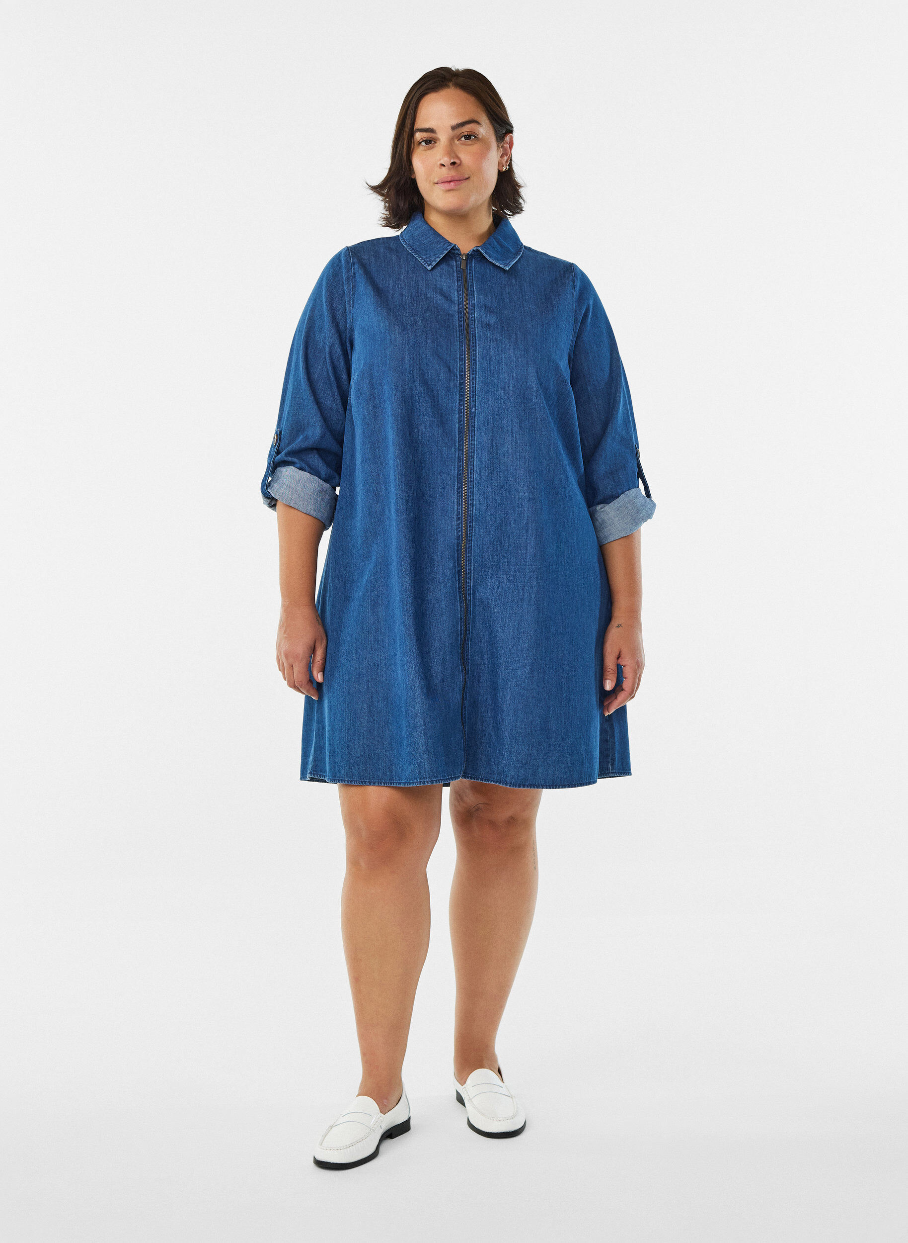 ZizziKurzes Denimkleid mit Rei&szlig;verschluss, Blau, Model image number 1